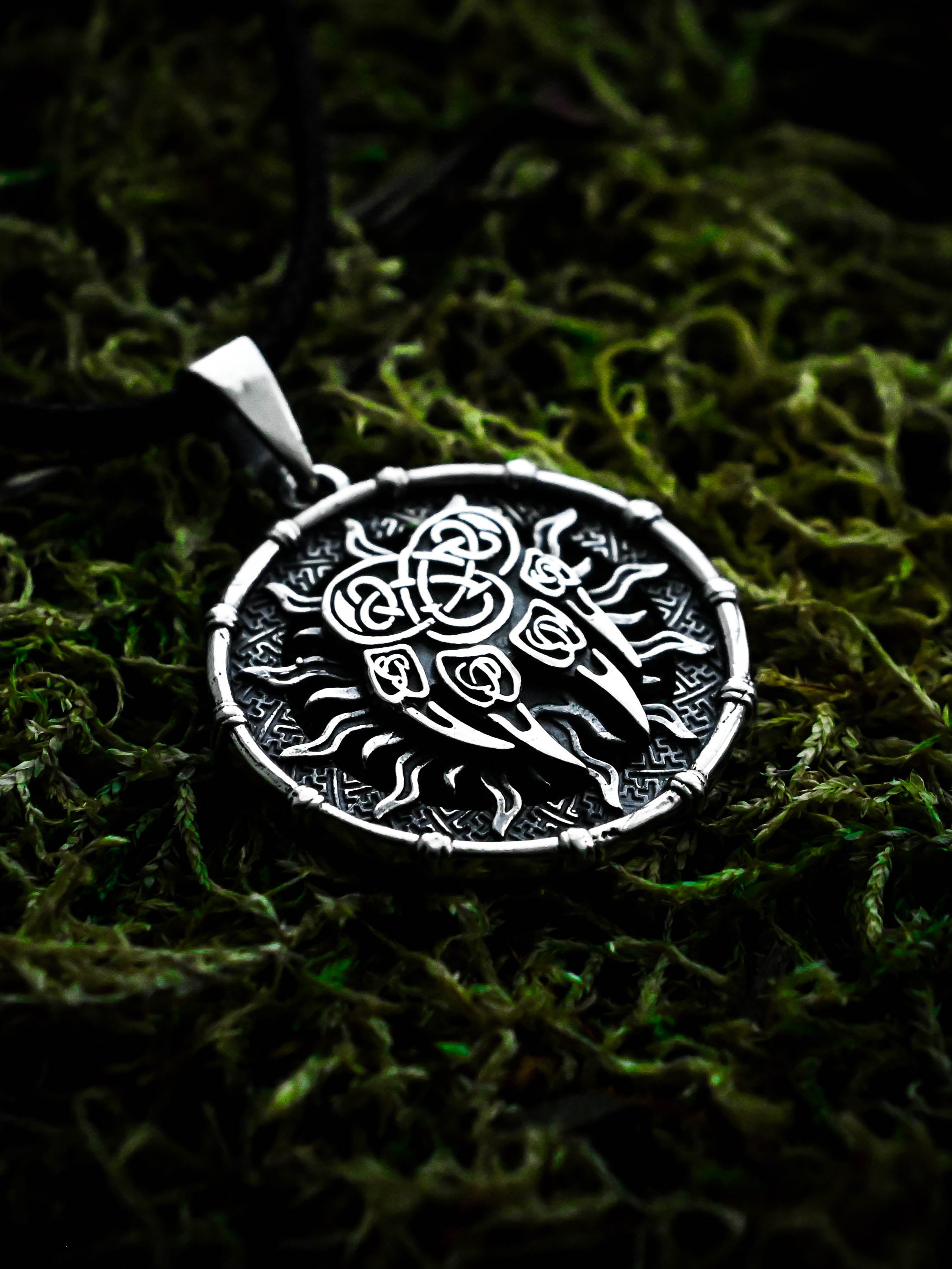 Wolf Paw Amulet in Sun Disc, Sterling Silver 925 — Viking, Norse & Slavic Symbol Pendant