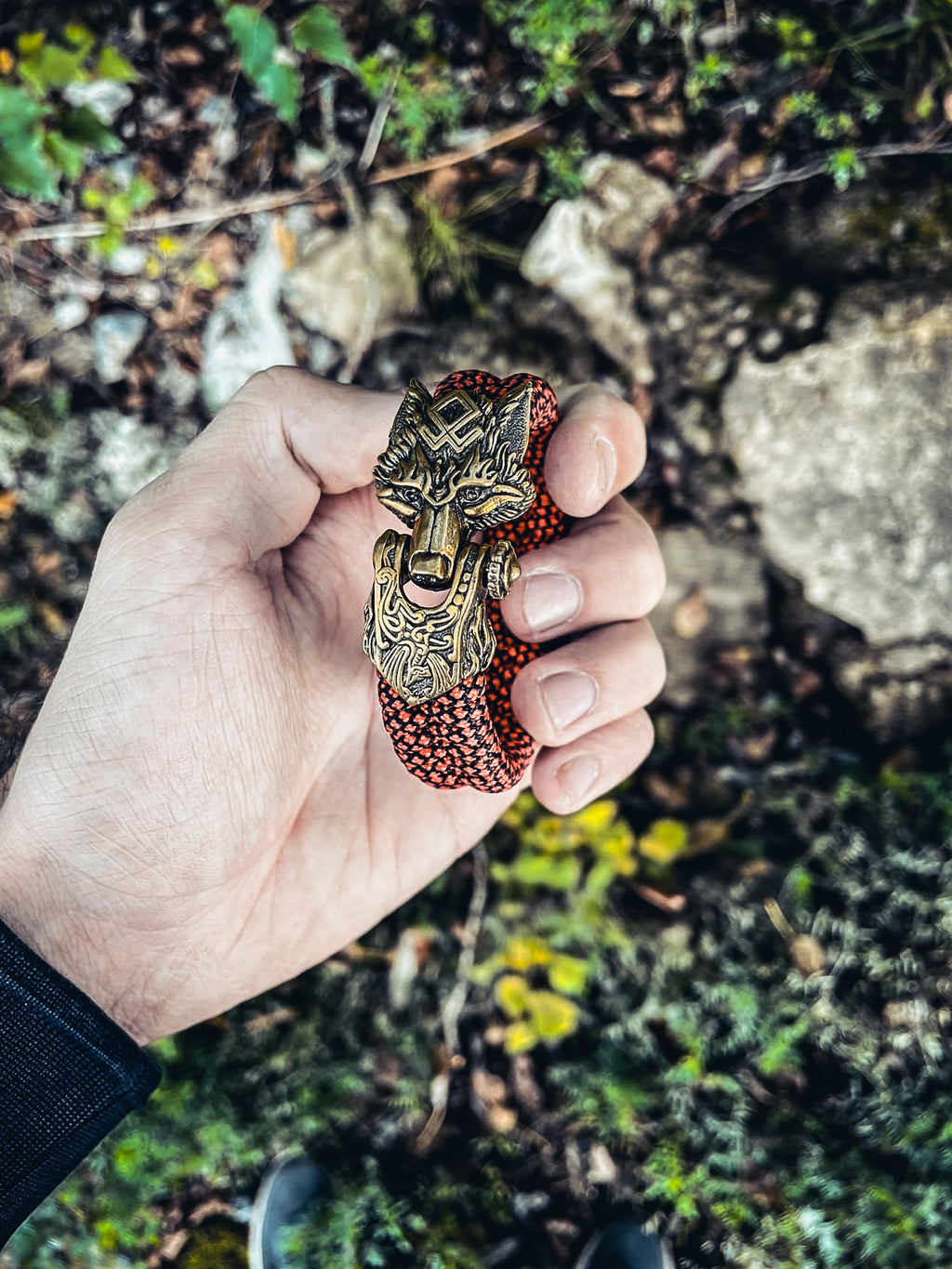 Wolf with Odal Rune Bracelet, Paracord and Bronze