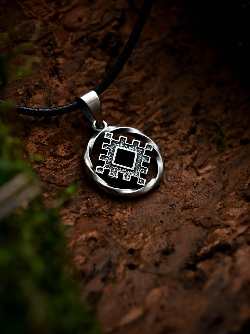 Thistle of Happiness (Repeynik) Amulet in Twisted Sterling Silver 925 — Slavic, Viking & Norse Symbol Pendant