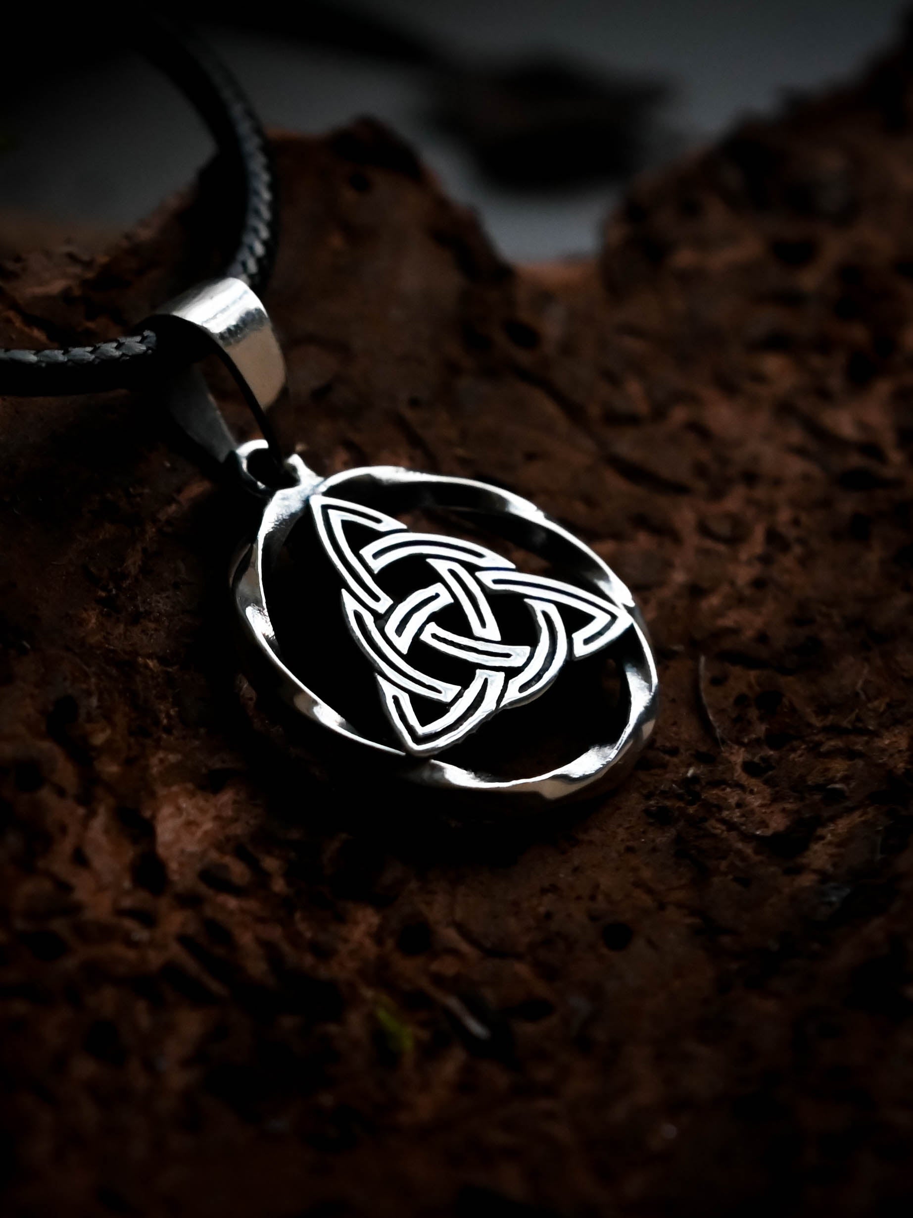 Celtic Knot Amulet in Twisted Sterling Silver 925 — Celtic, Viking & Norse Symbol Pendant