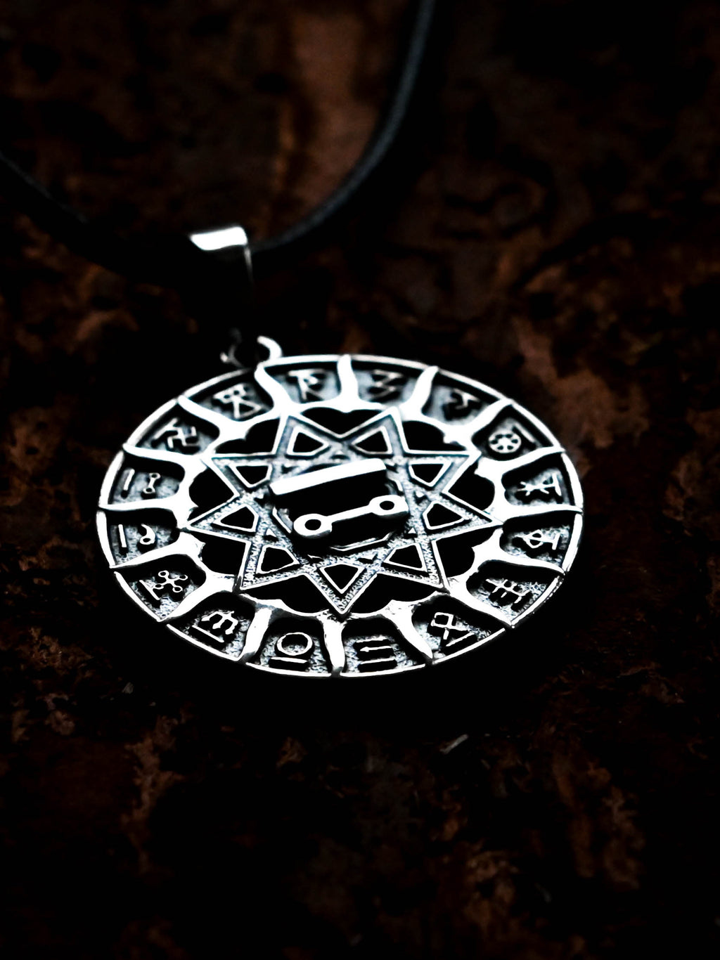 Slavic Chertog Shchuka (Pike) Amulet, Sterling Silver 925 — Svarog Circle Zodiac Pendant