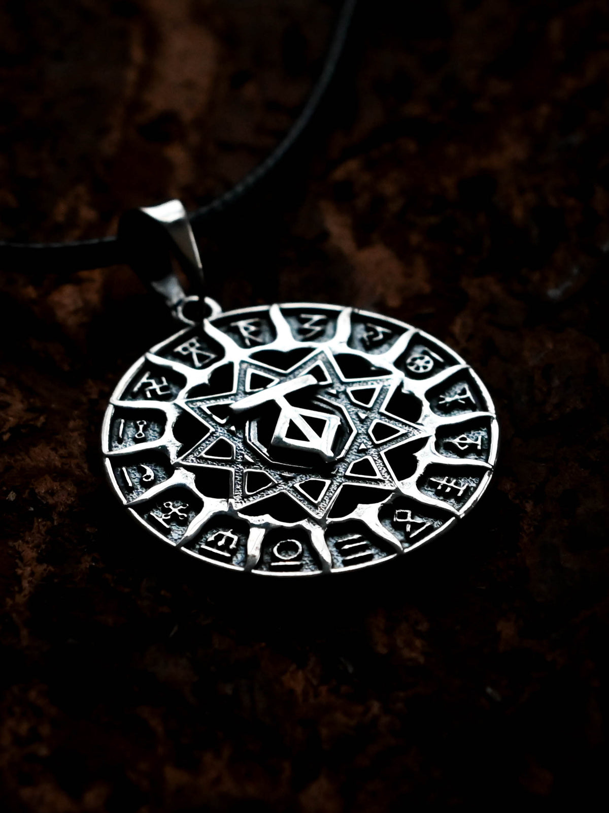 Slavic Chertog Tur (Aurochs) Amulet, Sterling Silver 925 — Svarog Circle Zodiac Pendant