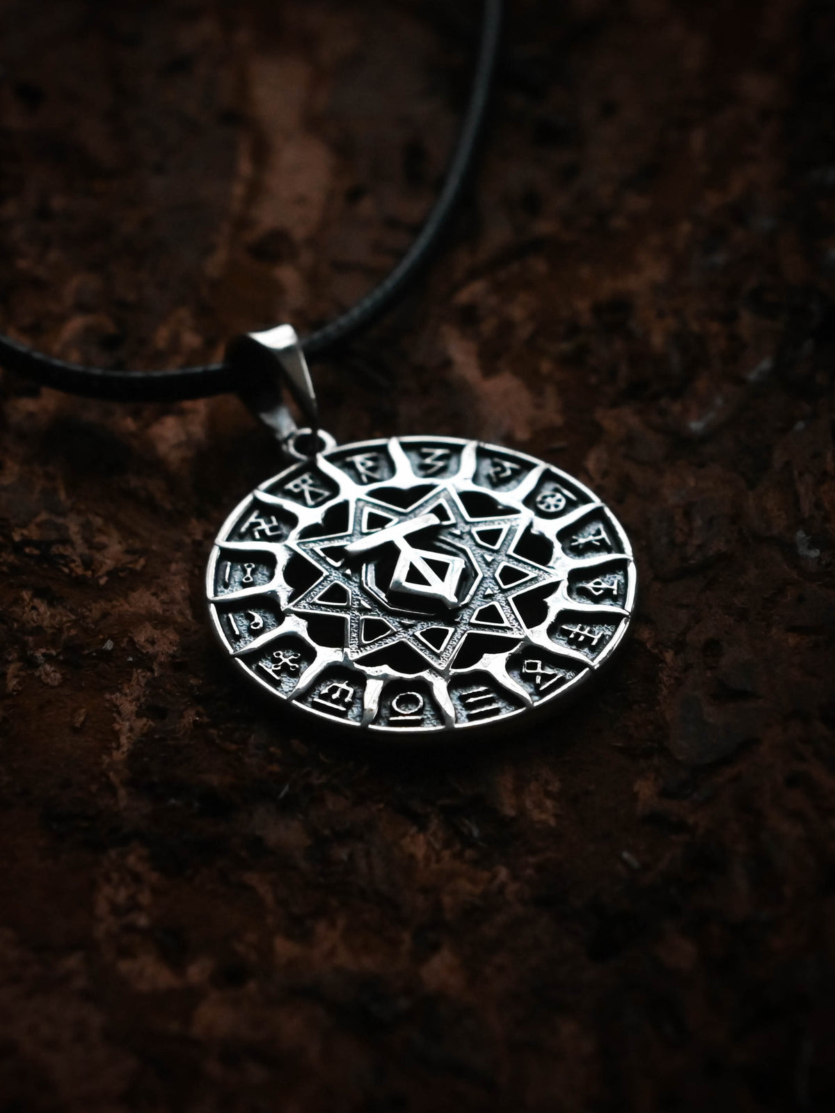 Slavic Chertog Tur (Aurochs) Amulet, Sterling Silver 925 — Svarog Circle Zodiac Pendant