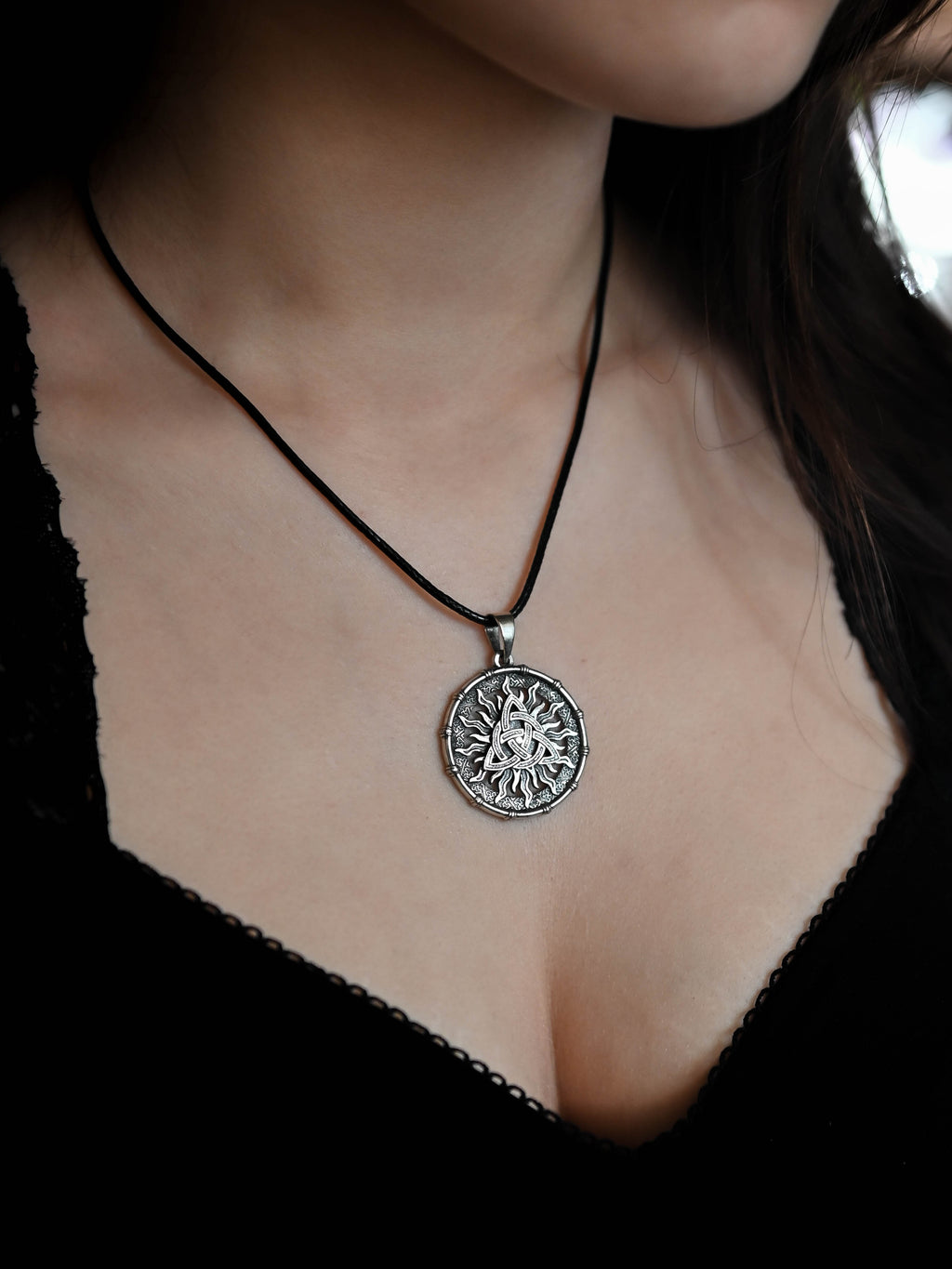Celtic Knot Amulet in Sun Disc, Sterling Silver 925 — Celtic, Viking & Norse Symbol Pendant