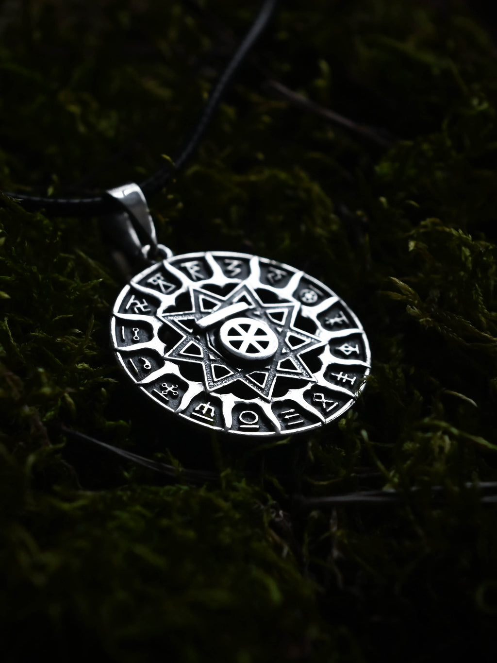 Slavic Chertog Finist (Falcon) Amulet, Sterling Silver 925 — Svarog Circle Zodiac Pendant
