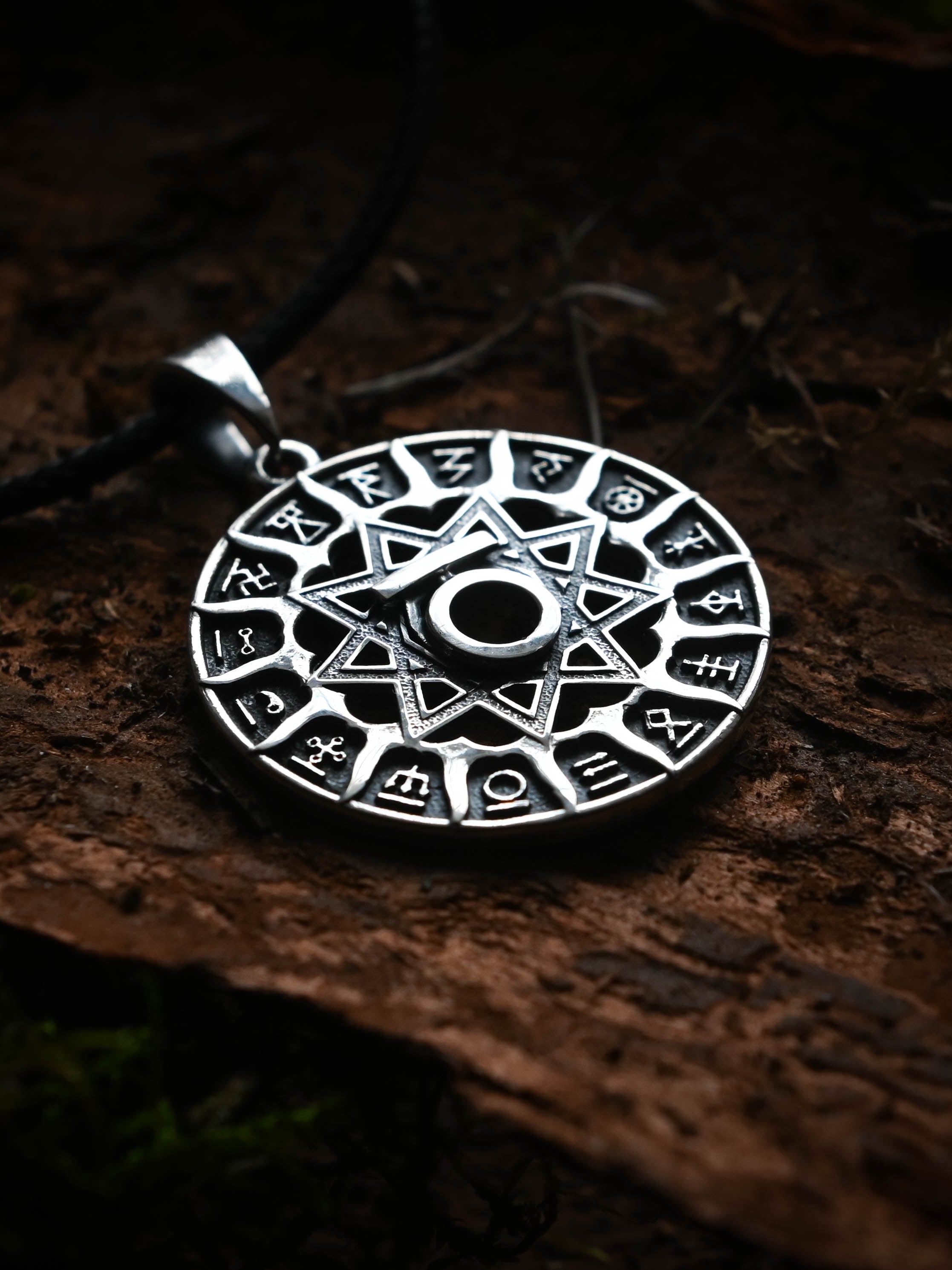 Slavic Chertog Medved (Bear) Amulet, Sterling Silver 925 — Svarog Circle Zodiac Pendant