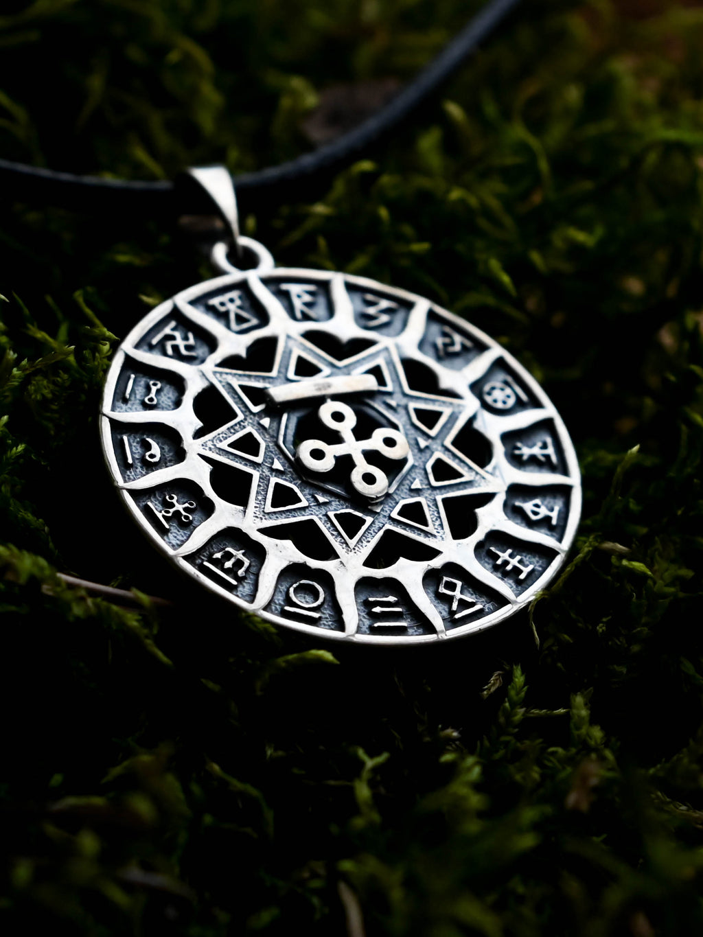 Slavic Chertog Zmey (Serpent) Amulet, Sterling Silver 925 — Svarog Circle Zodiac Pendant