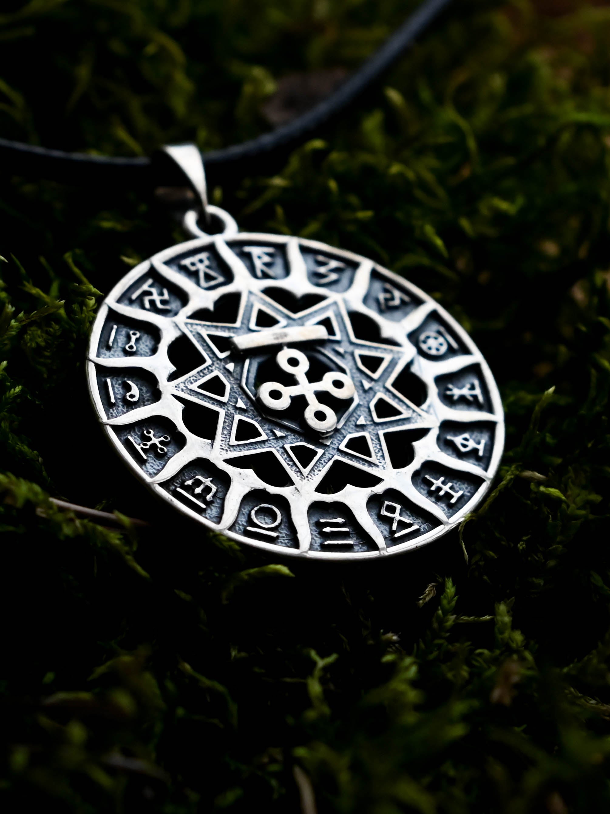 Slavic Chertog Zmey (Serpent) Amulet, Sterling Silver 925 — Svarog Circle Zodiac Pendant