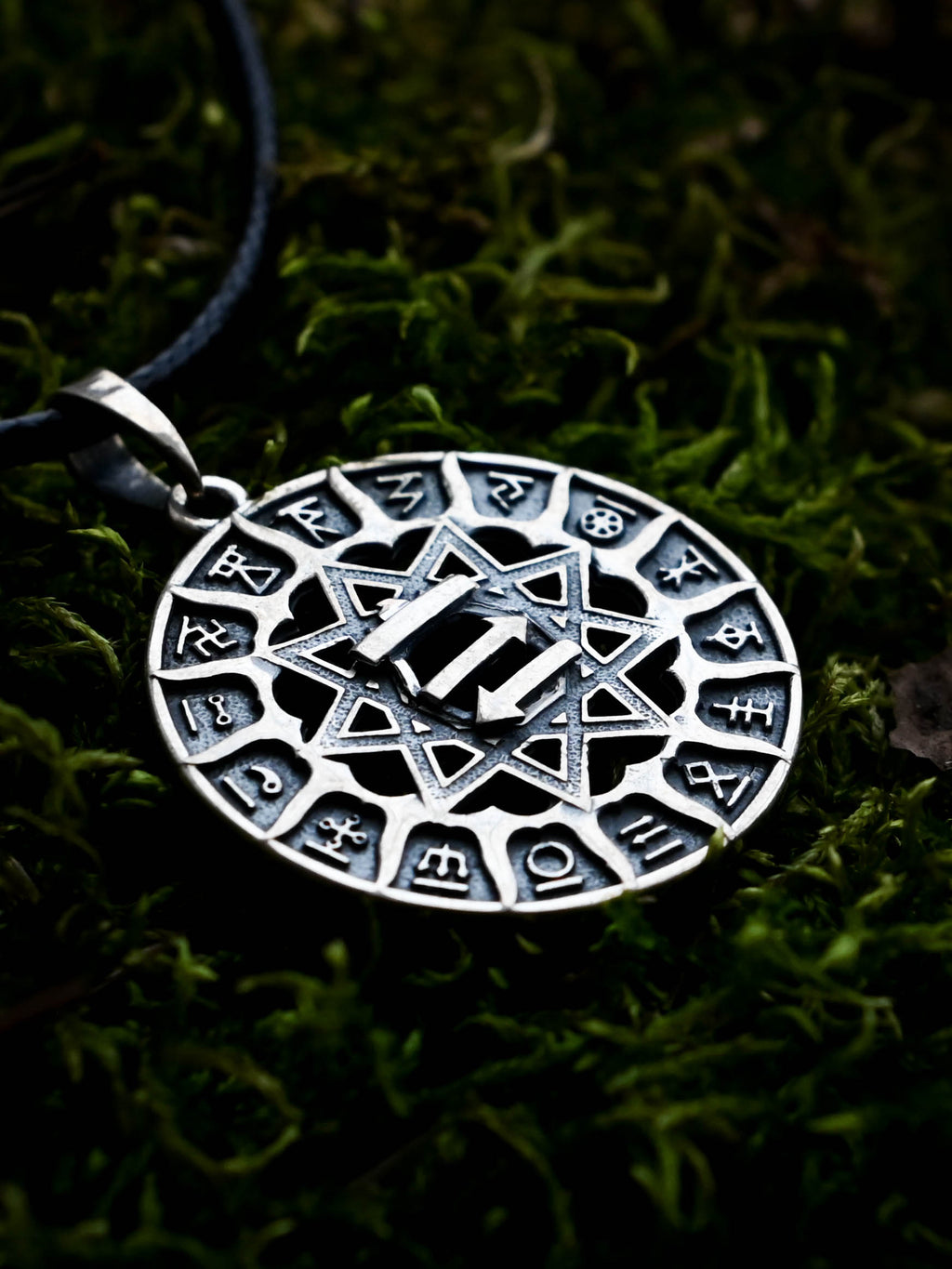 Slavic Chertog Busel (Stork) Amulet, Sterling Silver 925 — Svarog Circle Zodiac Pendant