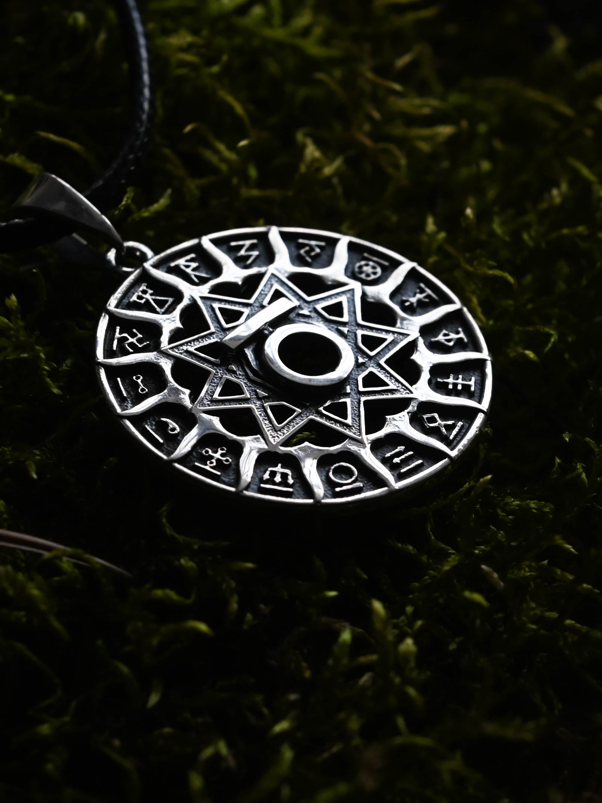 Slavic Chertog Medved (Bear) Amulet, Sterling Silver 925 — Svarog Circle Zodiac Pendant
