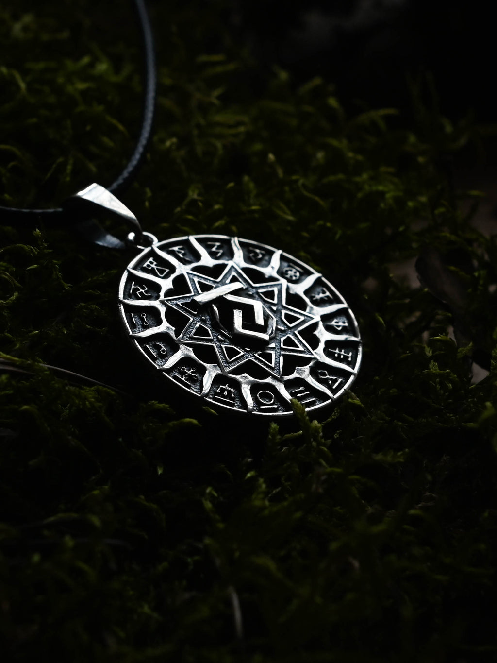 Slavic Chertog Kon (Horse) Amulet, Sterling Silver 925 — Svarog Circle Zodiac Pendant