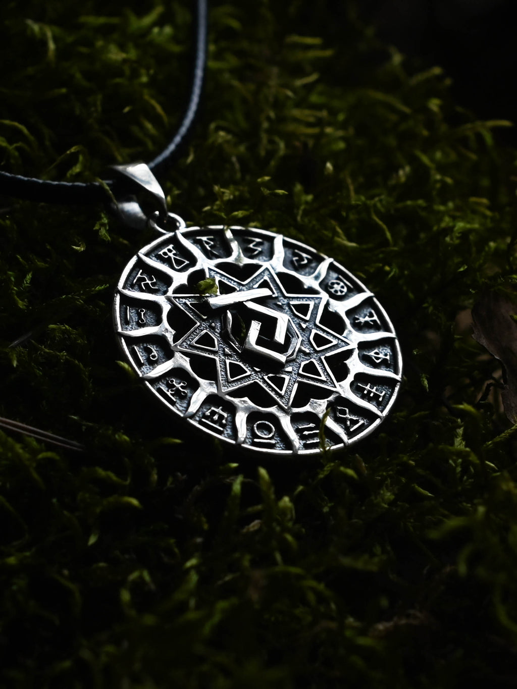 Slavic Chertog Kon (Horse) Amulet, Sterling Silver 925 — Svarog Circle Zodiac Pendant