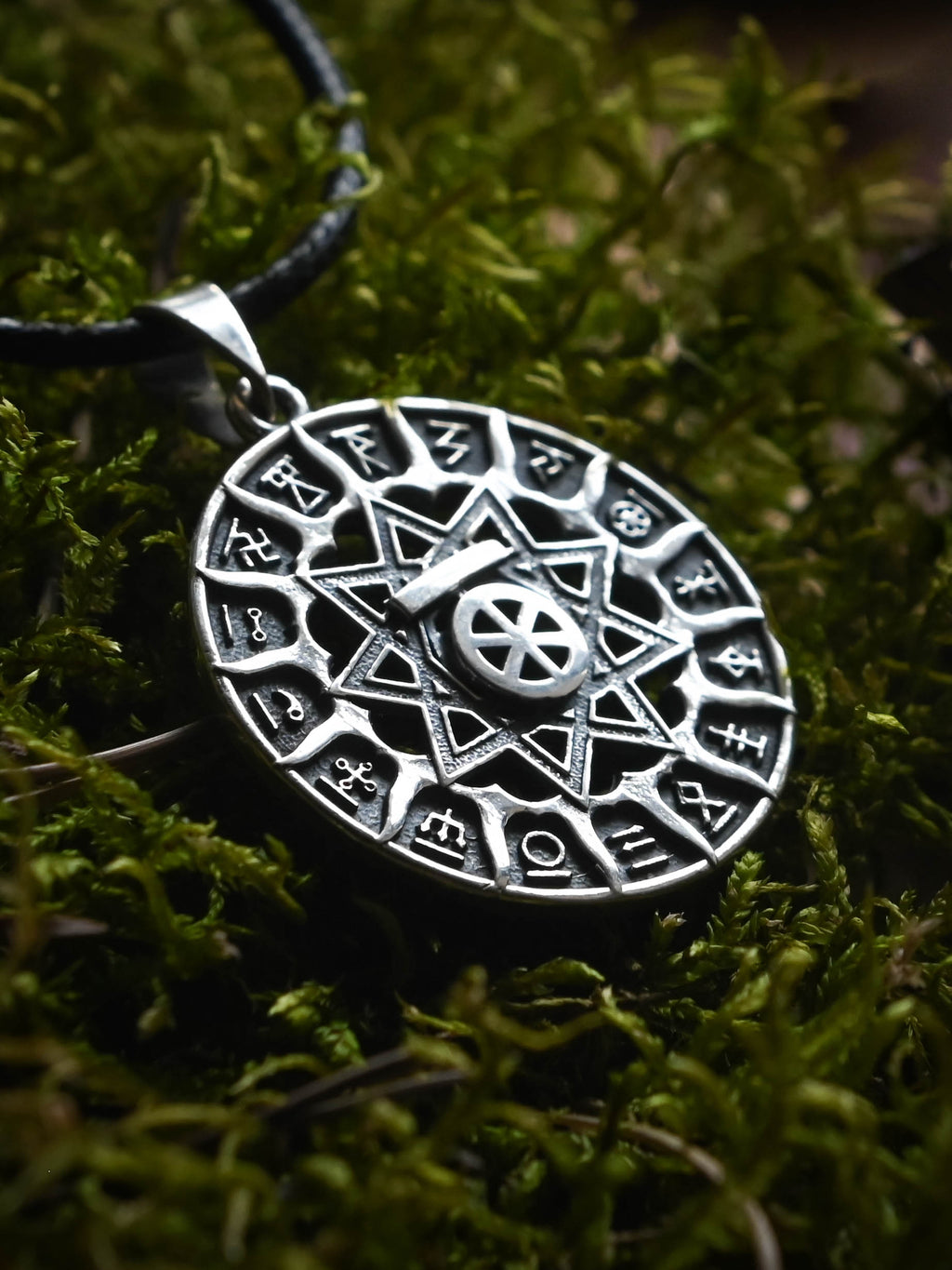 Slavic Chertog Finist (Falcon) Amulet, Sterling Silver 925 — Svarog Circle Zodiac Pendant