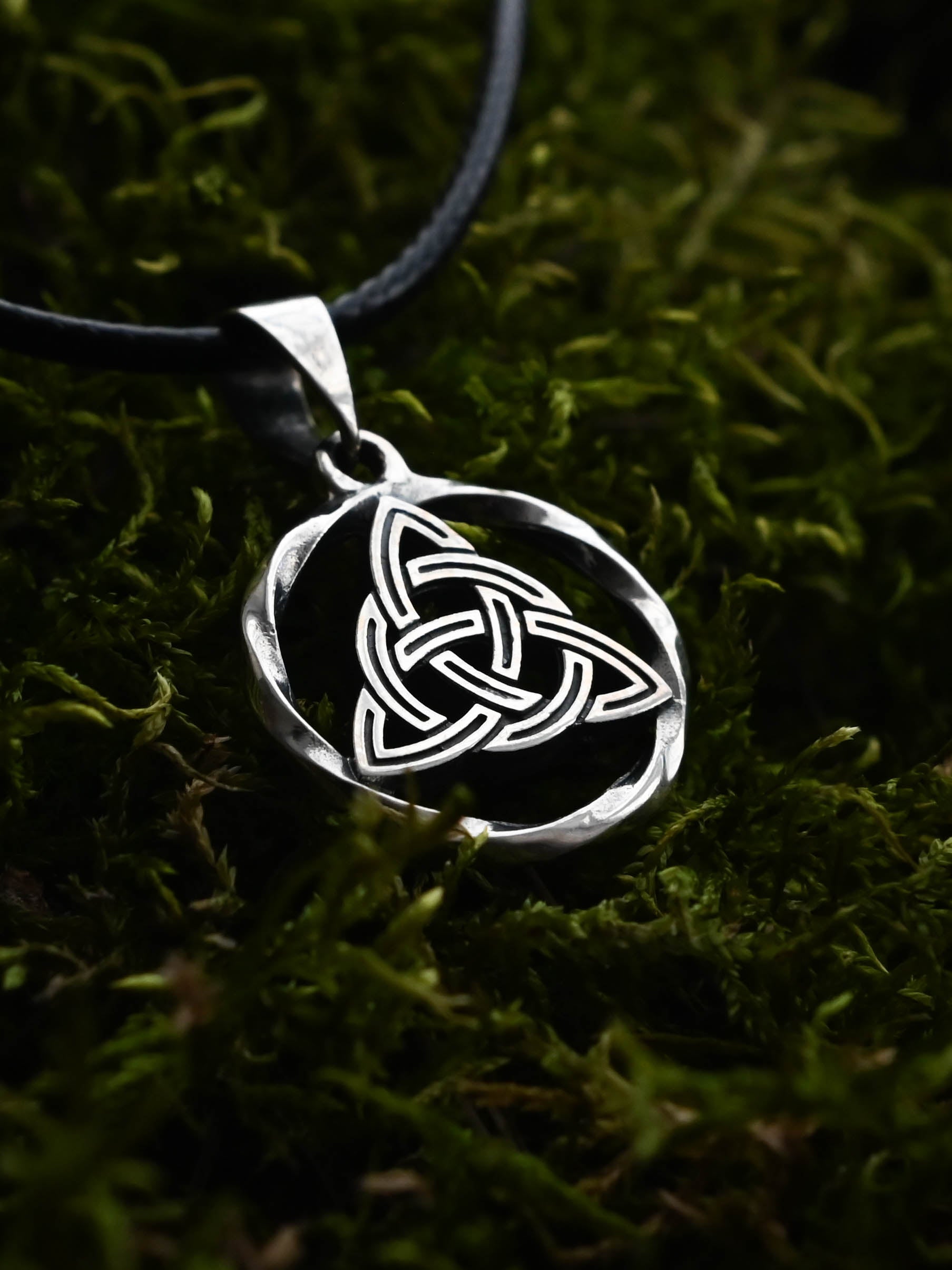 Celtic Knot Amulet in Twisted Sterling Silver 925 — Celtic, Viking & Norse Symbol Pendant