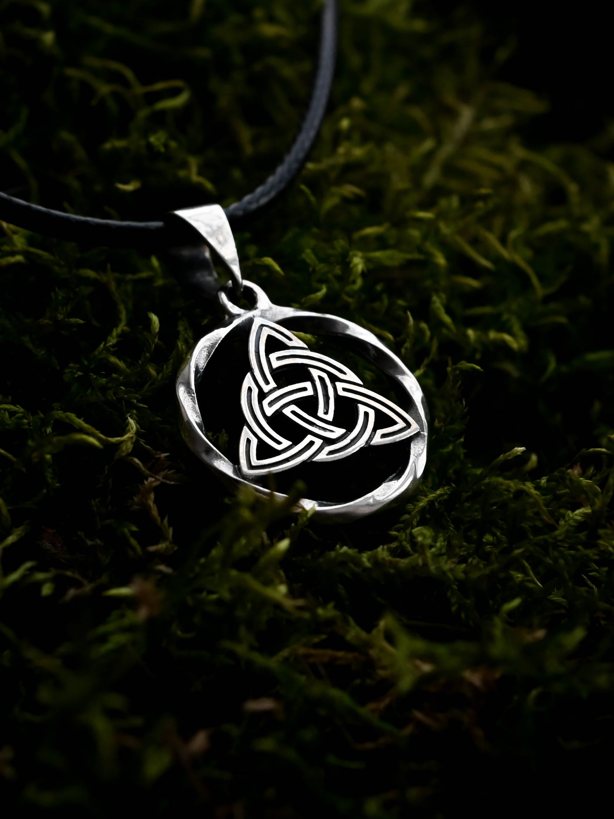 Celtic Knot Amulet in Twisted Sterling Silver 925 — Celtic, Viking & Norse Symbol Pendant
