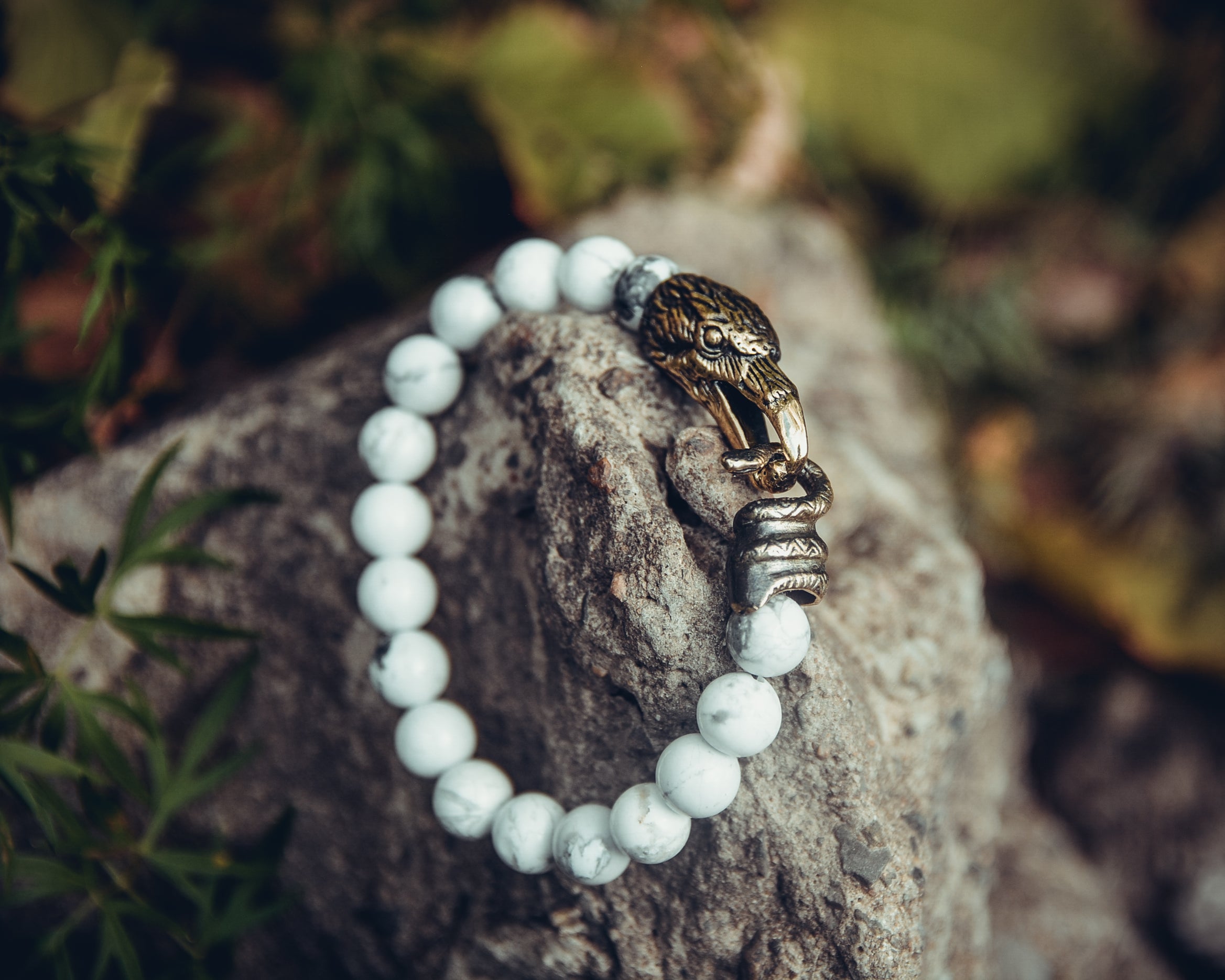 Howlite Bracelet with Raven and Snake Clasp