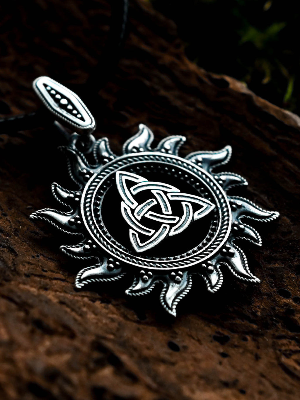 Celtic Knot in Sun Amulet, Sterling Silver 925 — Celtic, Viking & Norse Pendant
