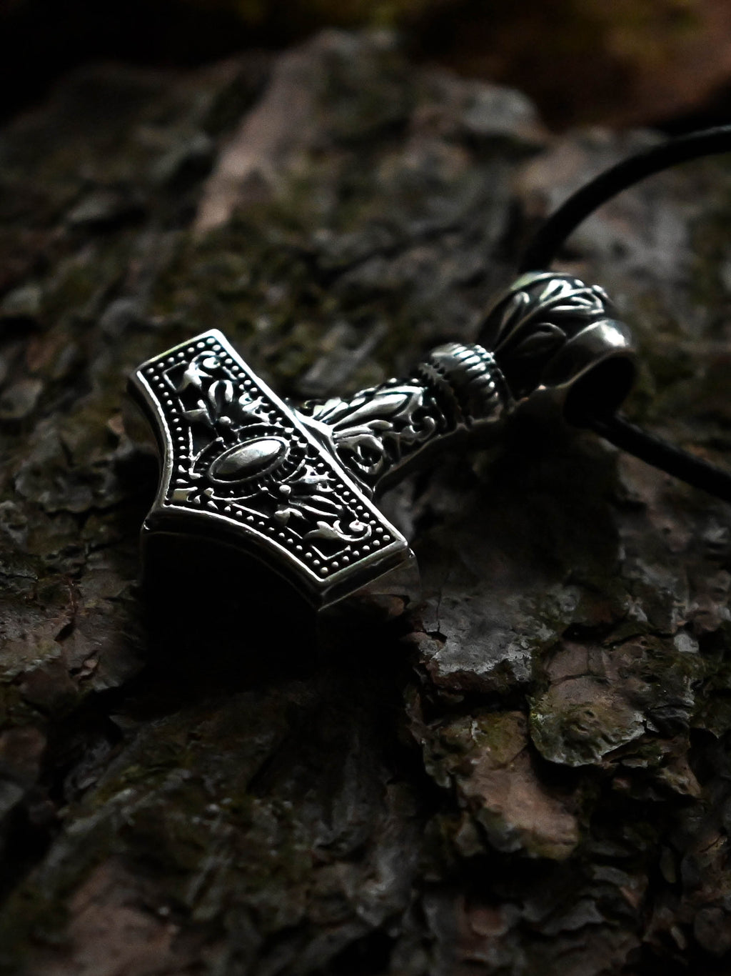 Classic Thor's Hammer (Mjolnir), Sterling Silver 925 — Viking Symbol Pendant