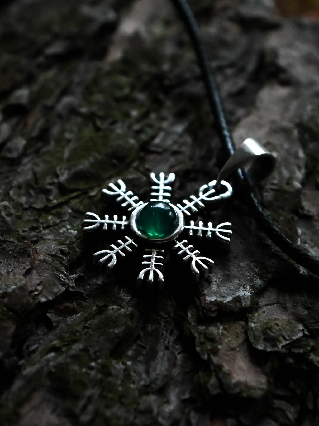 Helm of Awe (Aegishjalmur) Amulet with Chalcedony Stone, Sterling Silver 925 — Viking Symbol Pendant