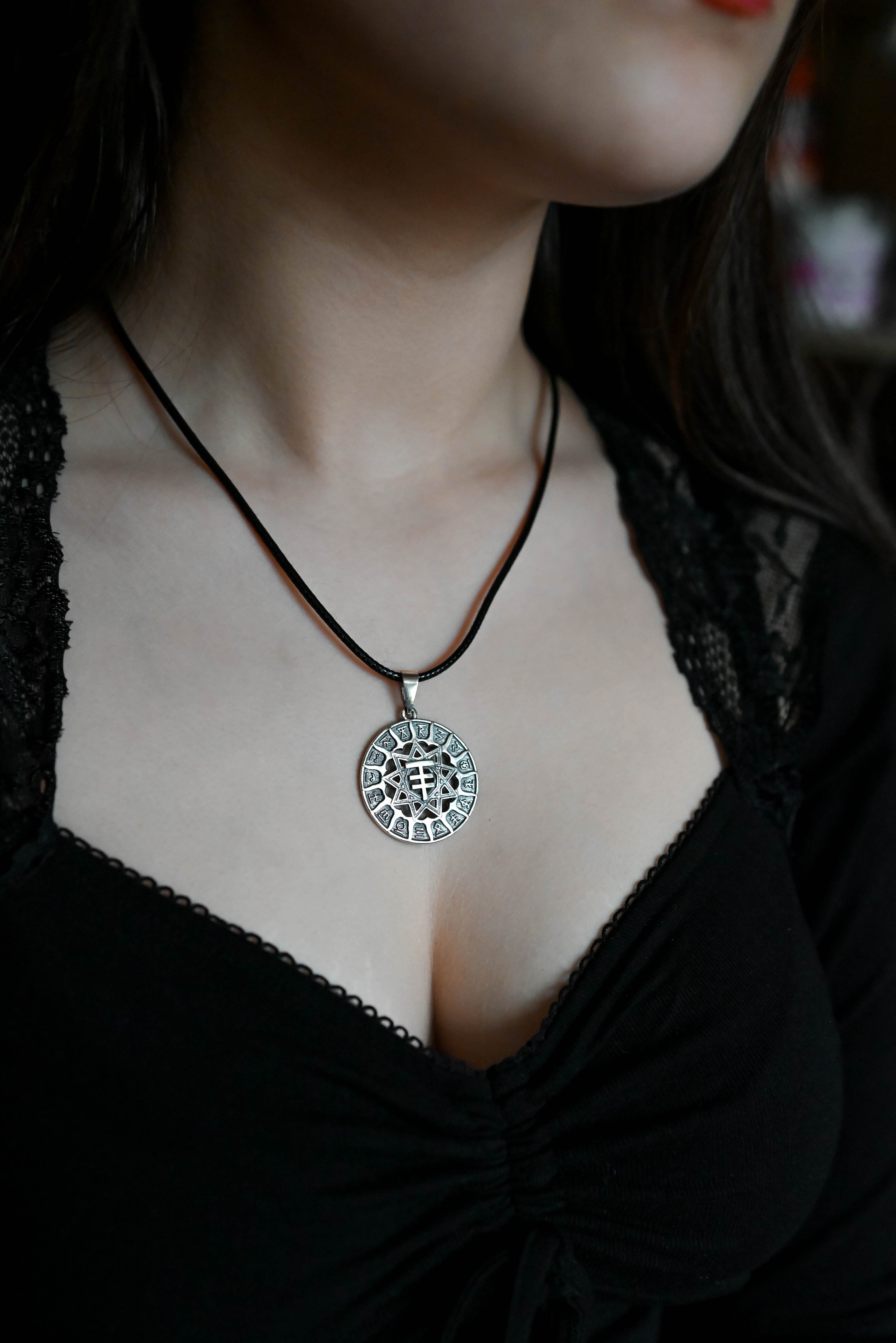 Slavic Chertog Lisa (Fox) Amulet, Sterling Silver 925 — Svarog Circle Zodiac Pendant