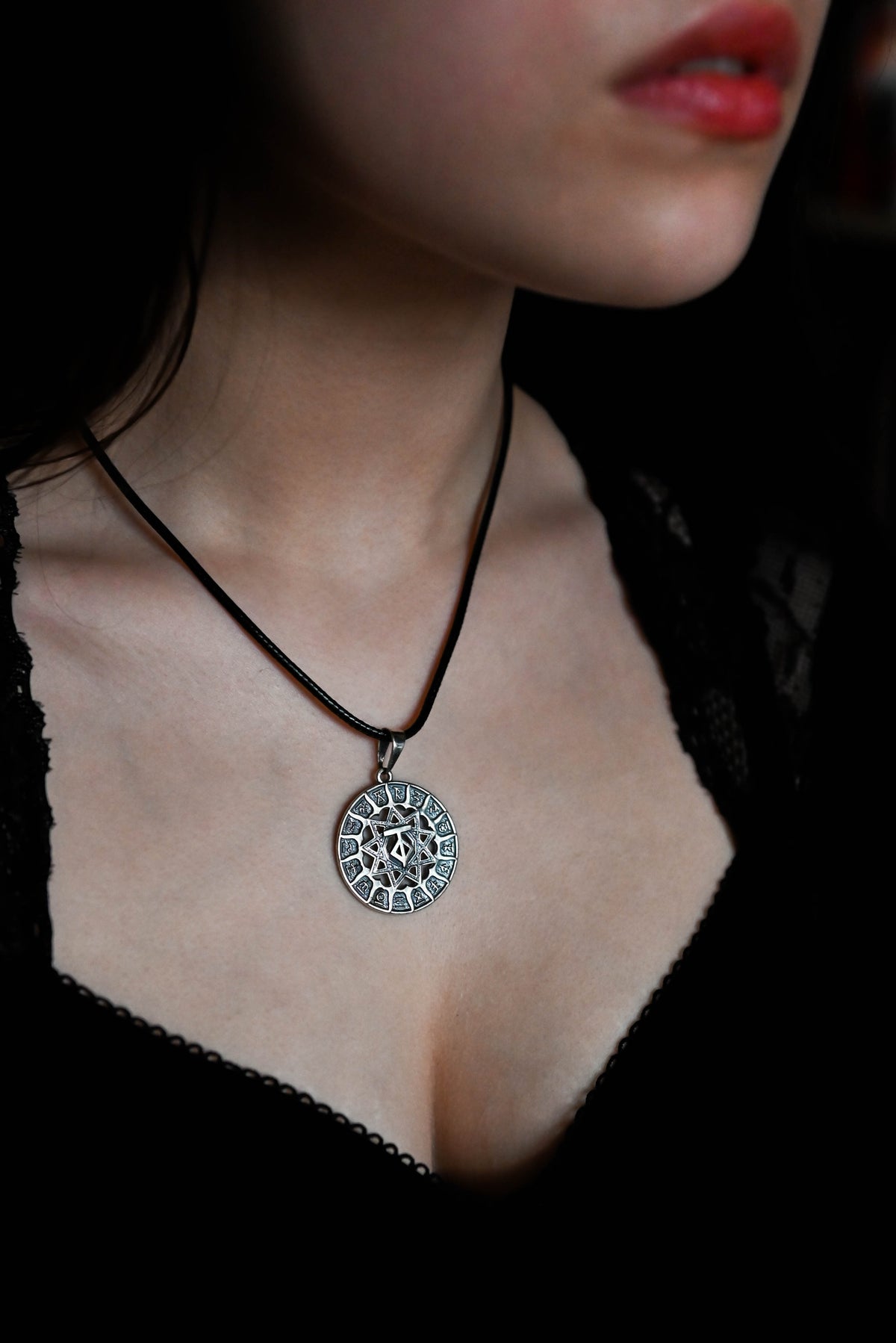 Slavic Chertog Tur (Aurochs) Amulet, Sterling Silver 925 — Svarog Circle Zodiac Pendant
