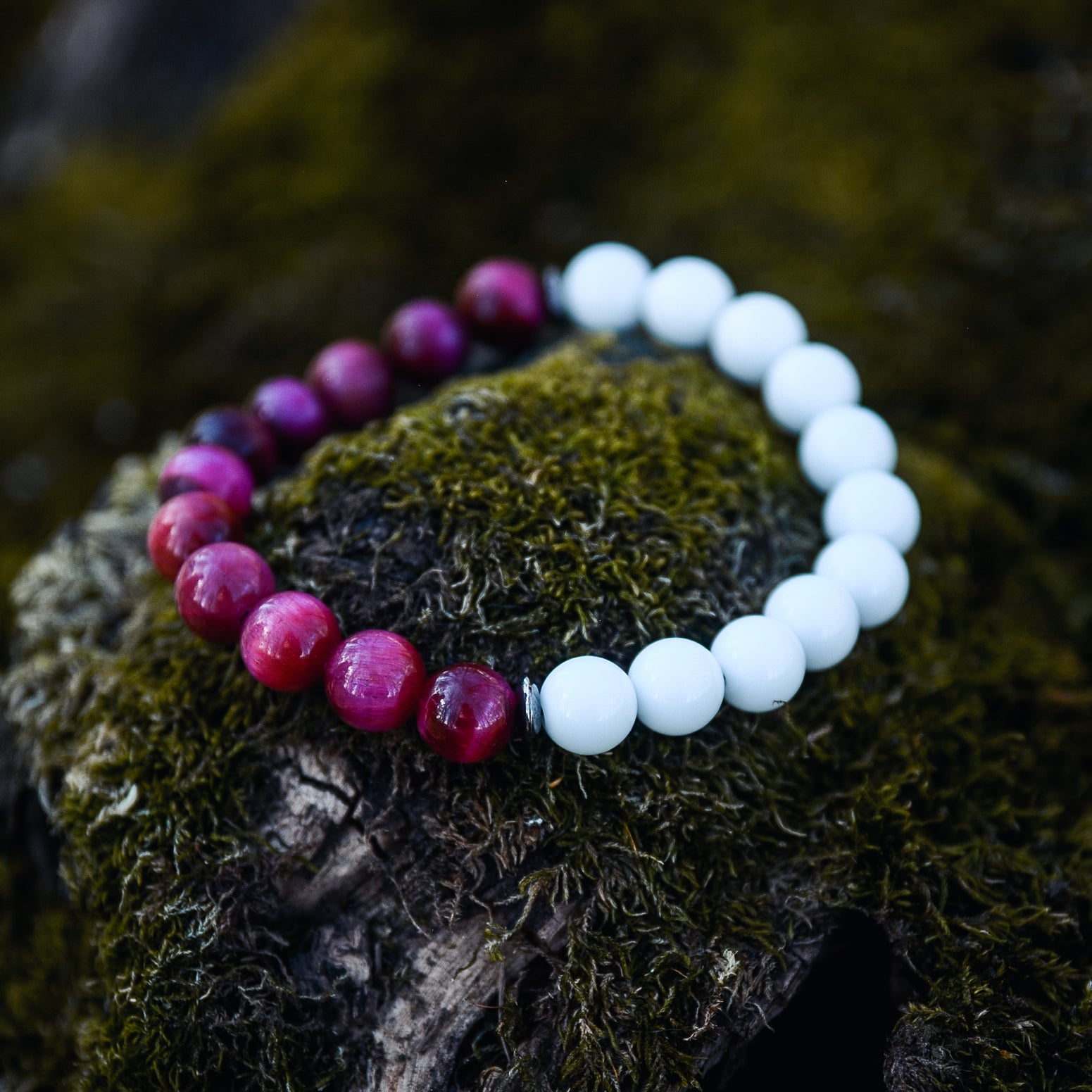 Cat's Eye and White Agate Bracelet