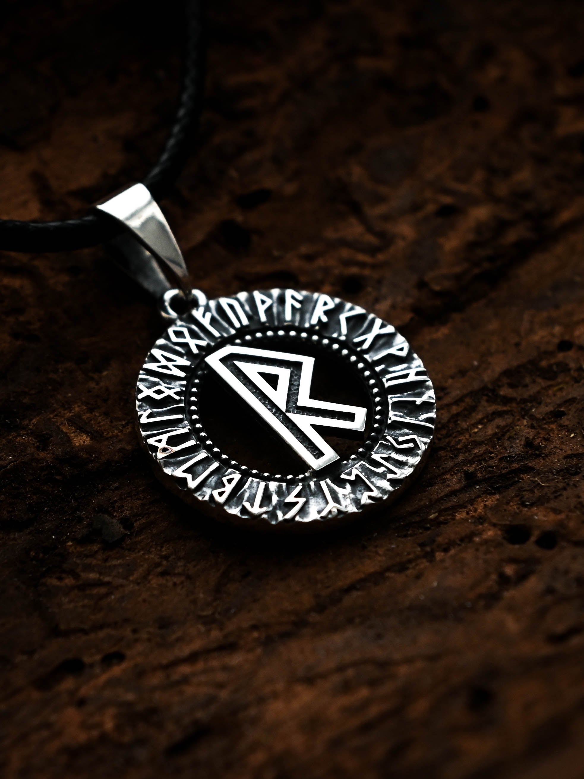 Raidho Rune Amulet, Elder Futhark, Sterling Silver 925 — Viking & Norse Symbol Pendant