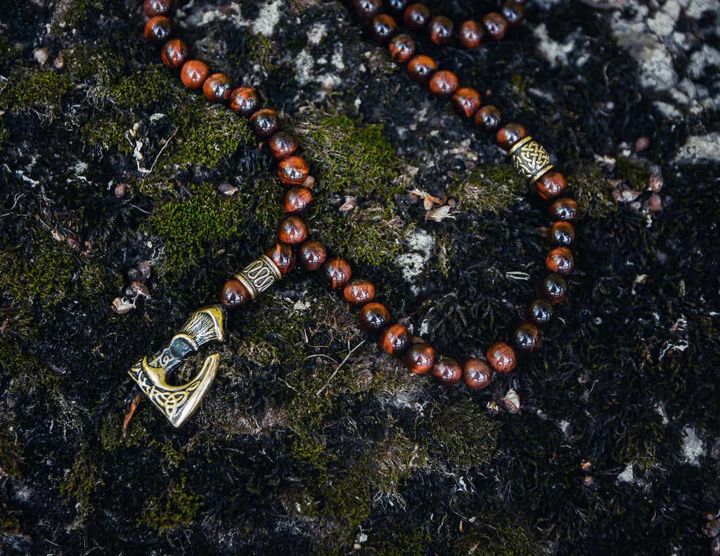 Viking Axe with Ox Eye Stone and Scandinavian Beads Pendant, Bronze and Natural Stone — Viking Symbol