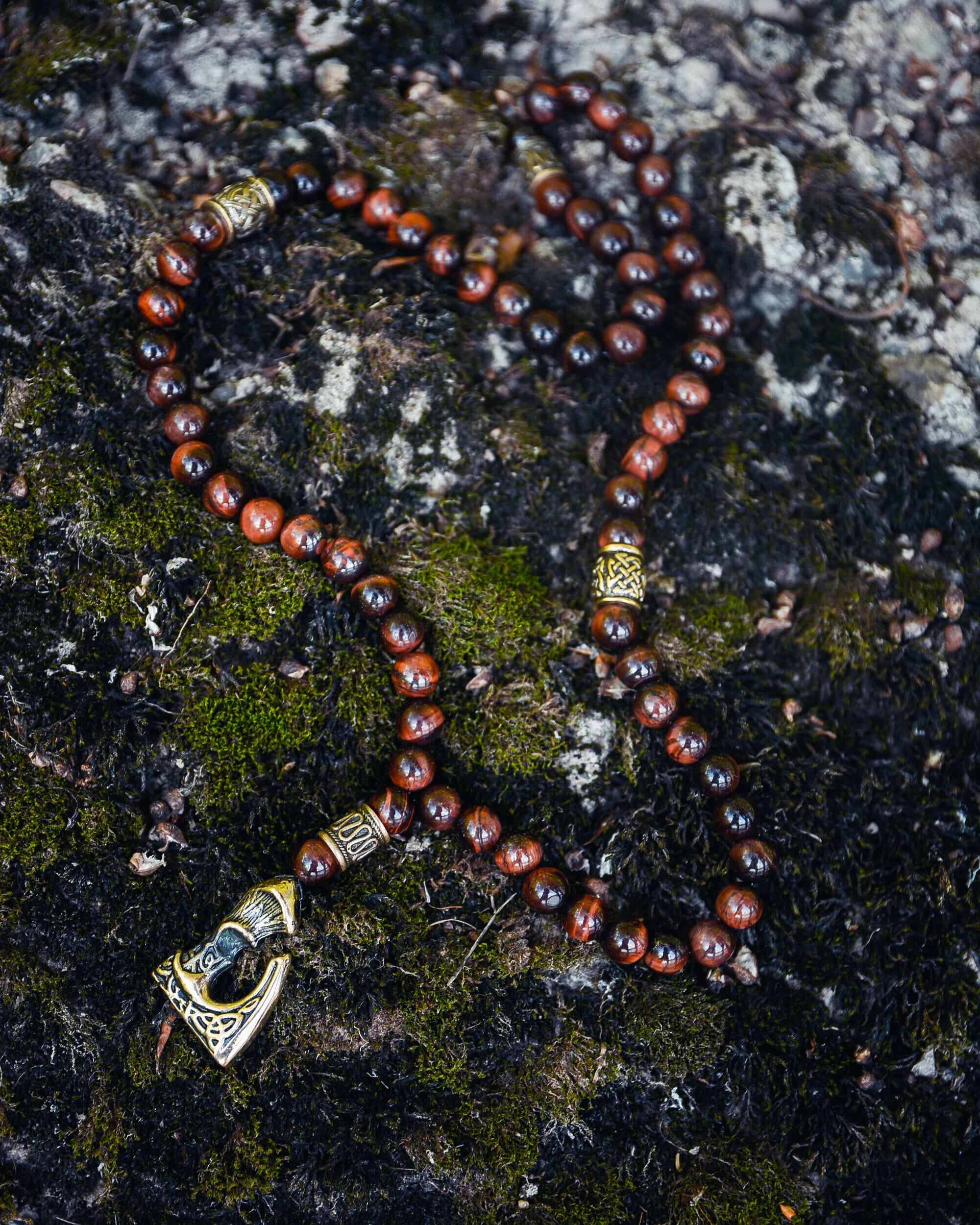 Viking Axe with Ox Eye Stone and Scandinavian Beads Pendant, Bronze and Natural Stone — Viking Symbol