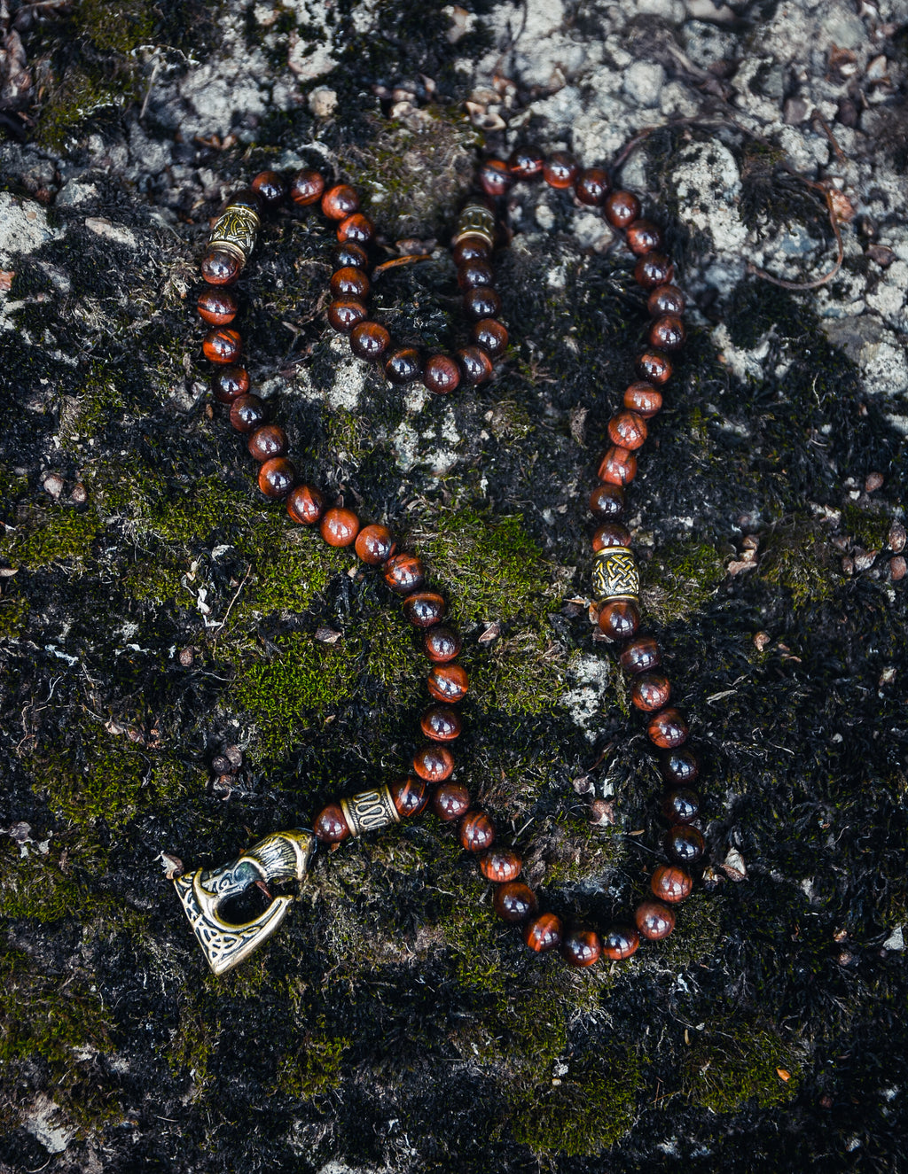 Viking Axe with Ox Eye Stone and Scandinavian Beads Pendant, Bronze and Natural Stone — Viking Symbol