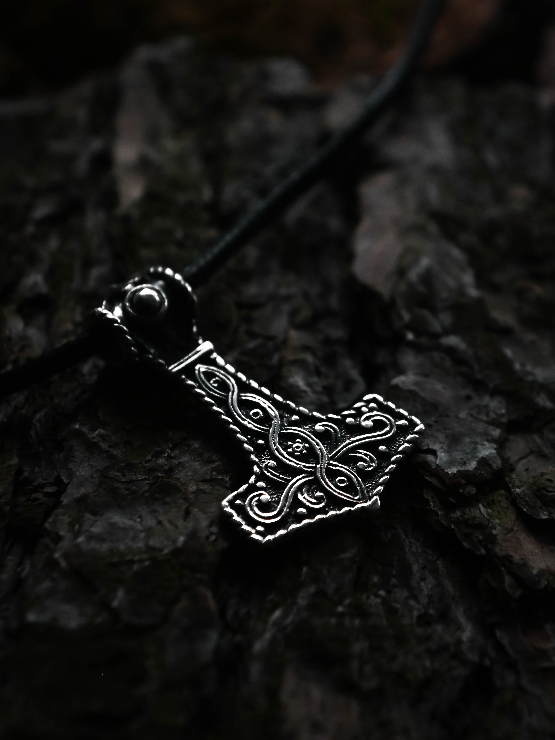 Thor's Hammer with Norse Knotwork, Sterling Silver 925 — Viking Symbol Pendant