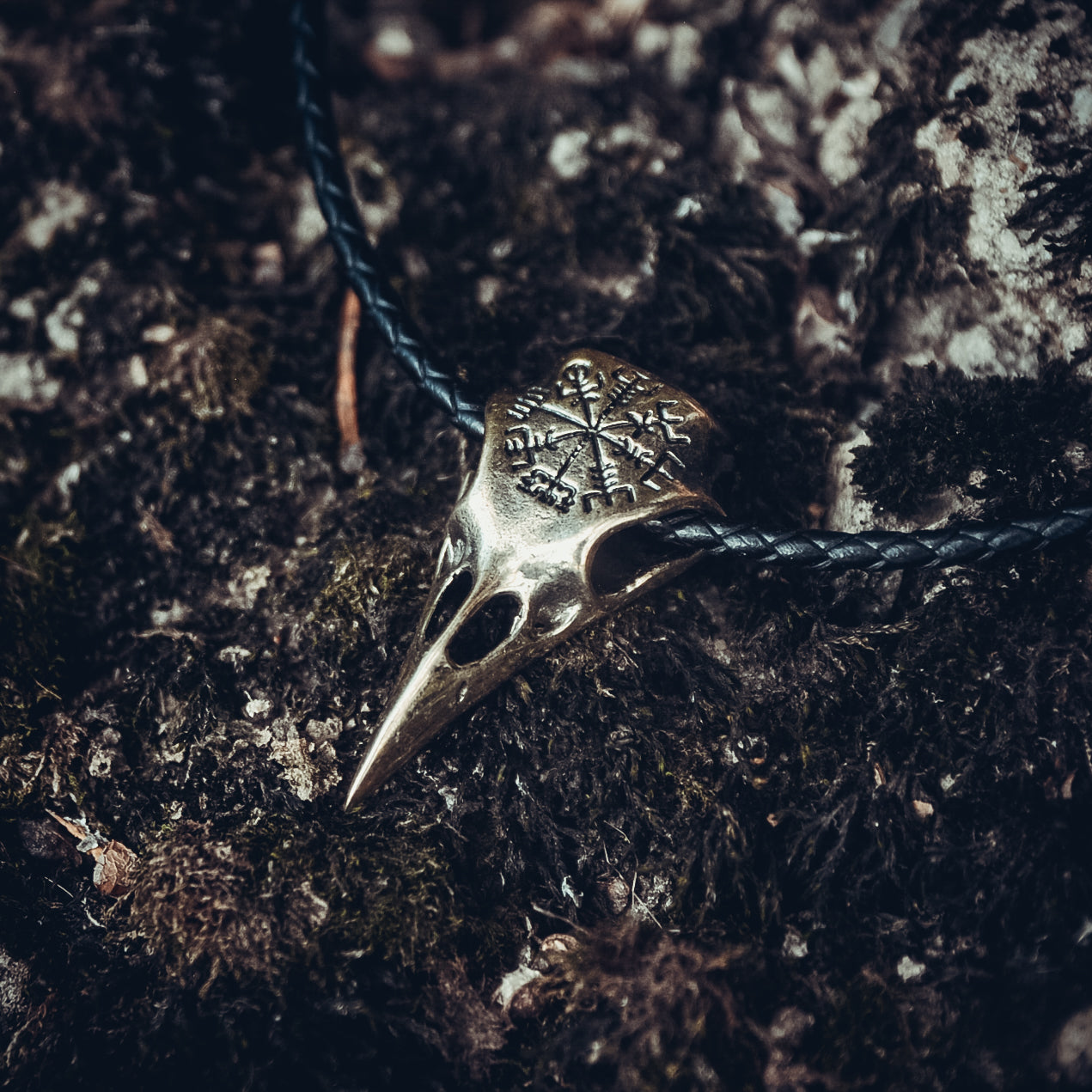 Raven Skull with Vegvisir Amulet, Natural Bronze — Viking & Norse Symbol Pendant