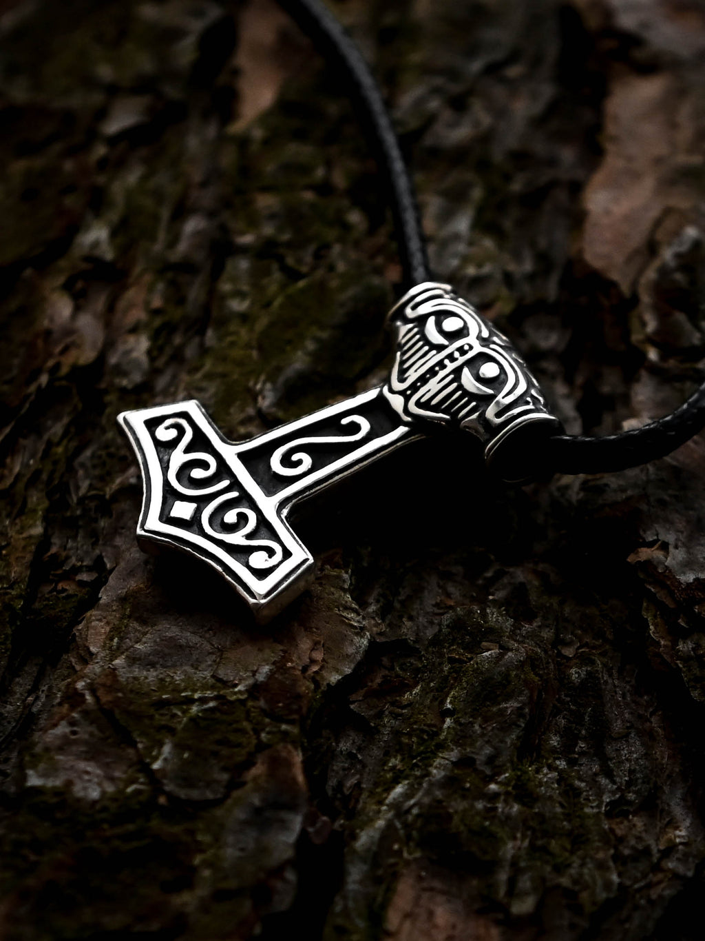 Medium Thor's Hammer (Mjolnir), Sterling Silver 925 — Viking Symbol Pendant