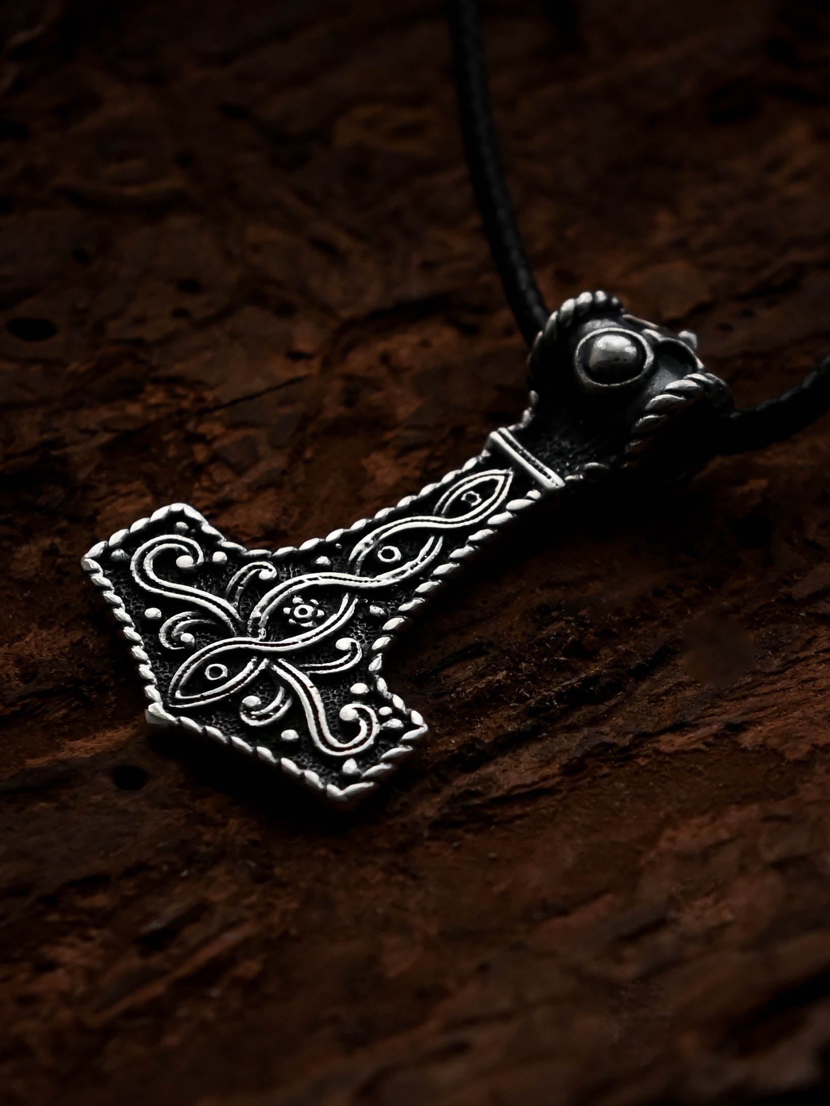 Thor's Hammer with Norse Knotwork, Sterling Silver 925 — Viking Symbol Pendant