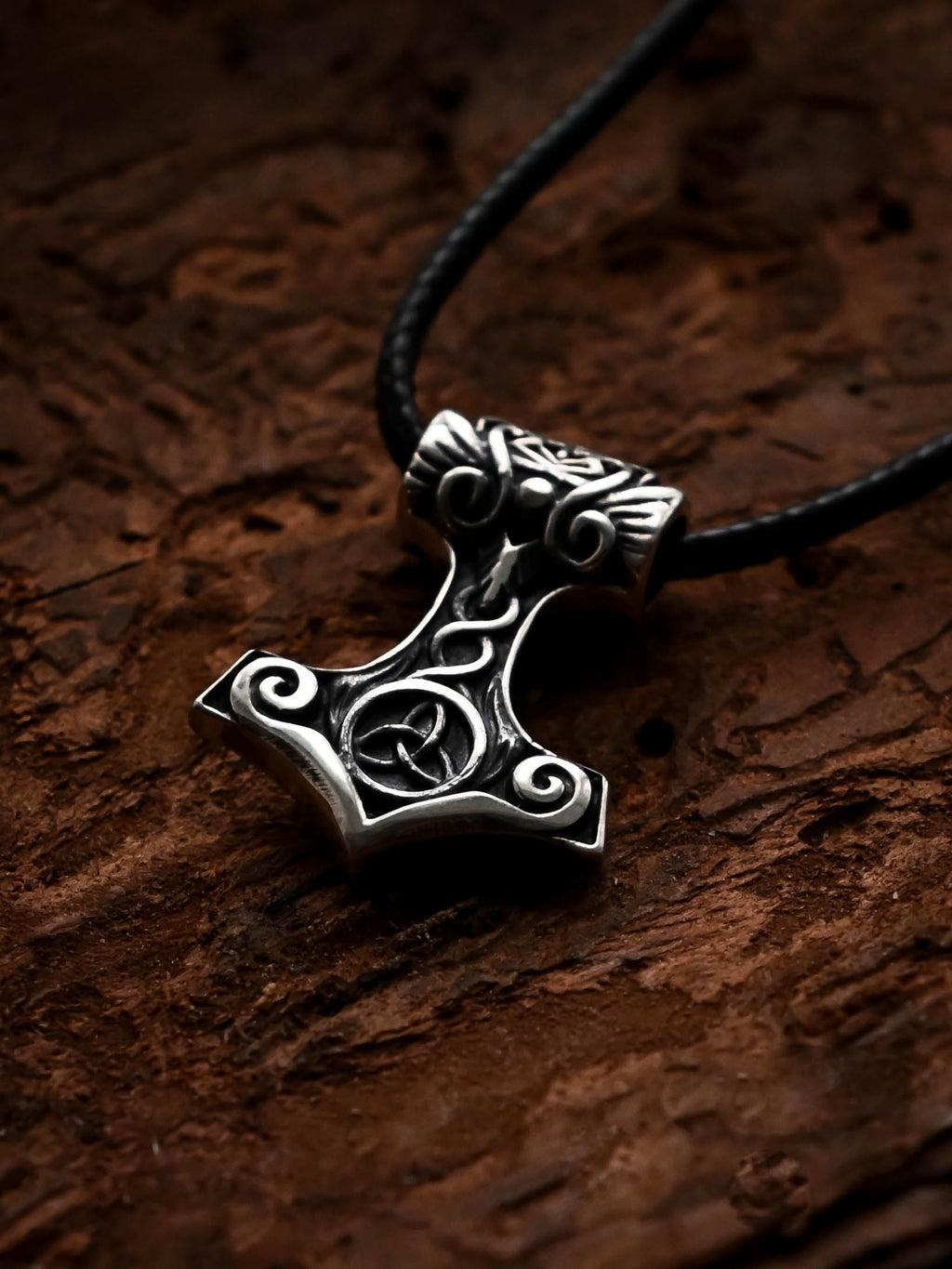 Thor's Hammer with Celtic Knot, Sterling Silver 925 — Viking & Celtic Symbol Pendant
