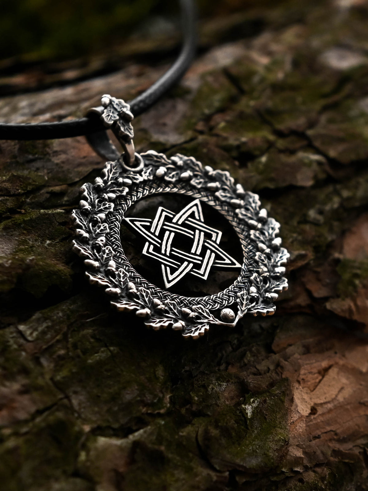 Star of Rus Amulet in Oak Wreath, Sterling Silver 925 — Slavic, Viking & Norse Symbol Pendant