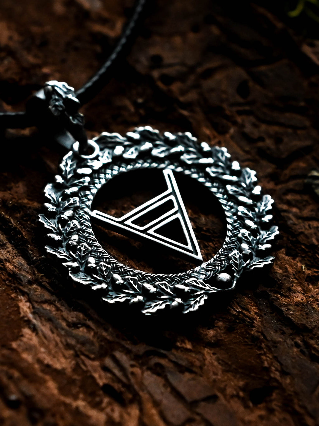 Symbol of Veles Amulet in Oak Wreath, Sterling Silver 925 — Slavic, Viking & Norse Symbol Pendant