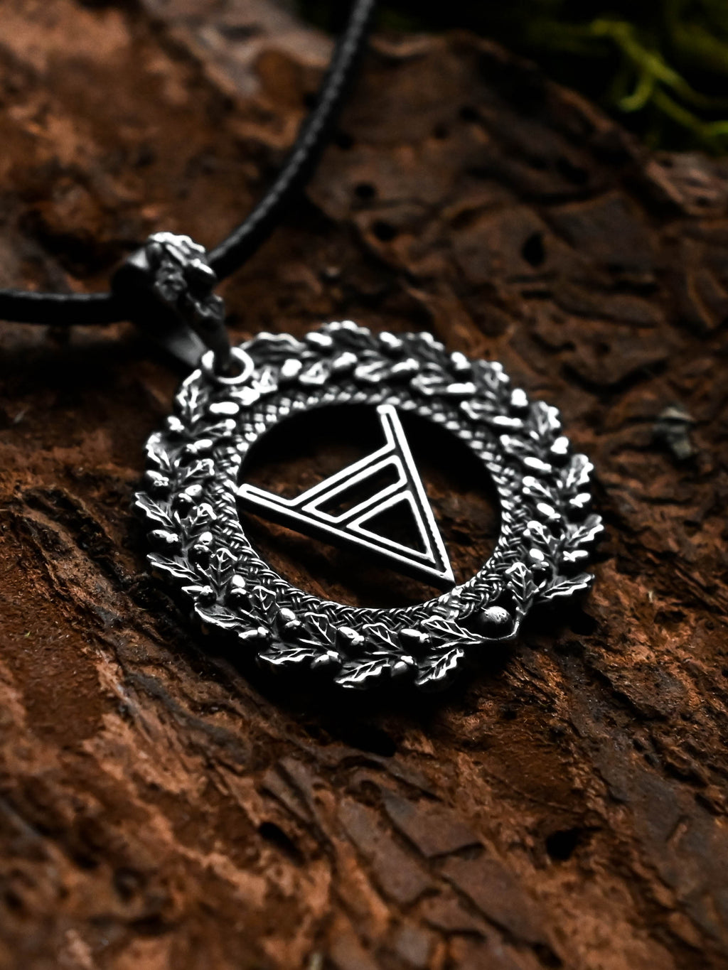 Symbol of Veles Amulet in Oak Wreath, Sterling Silver 925 — Slavic, Viking & Norse Symbol Pendant