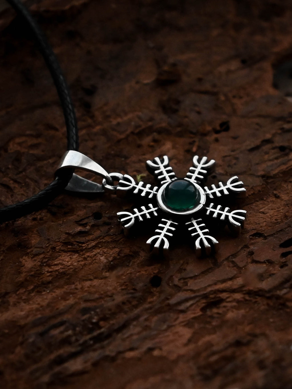 Helm of Awe (Aegishjalmur) Amulet with Chalcedony Stone, Sterling Silver 925 — Viking Symbol Pendant