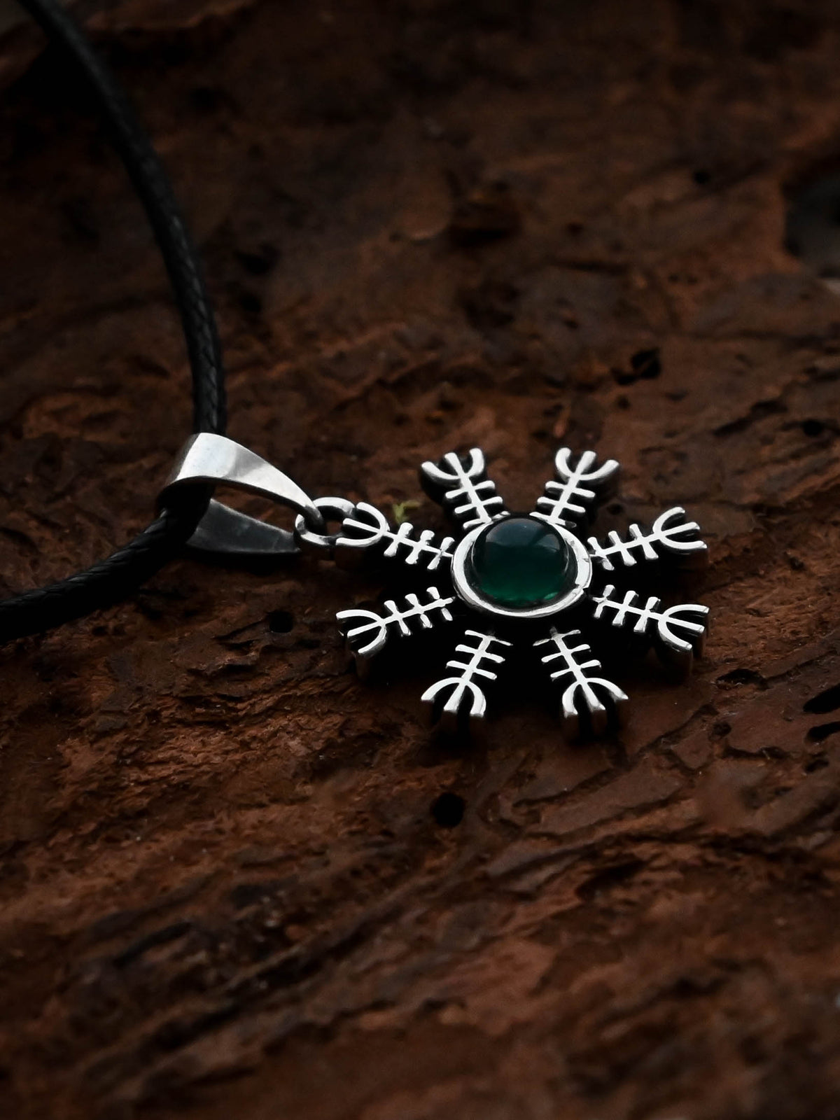 Helm of Awe (Aegishjalmur) Amulet with Chalcedony Stone, Sterling Silver 925 — Viking Symbol Pendant