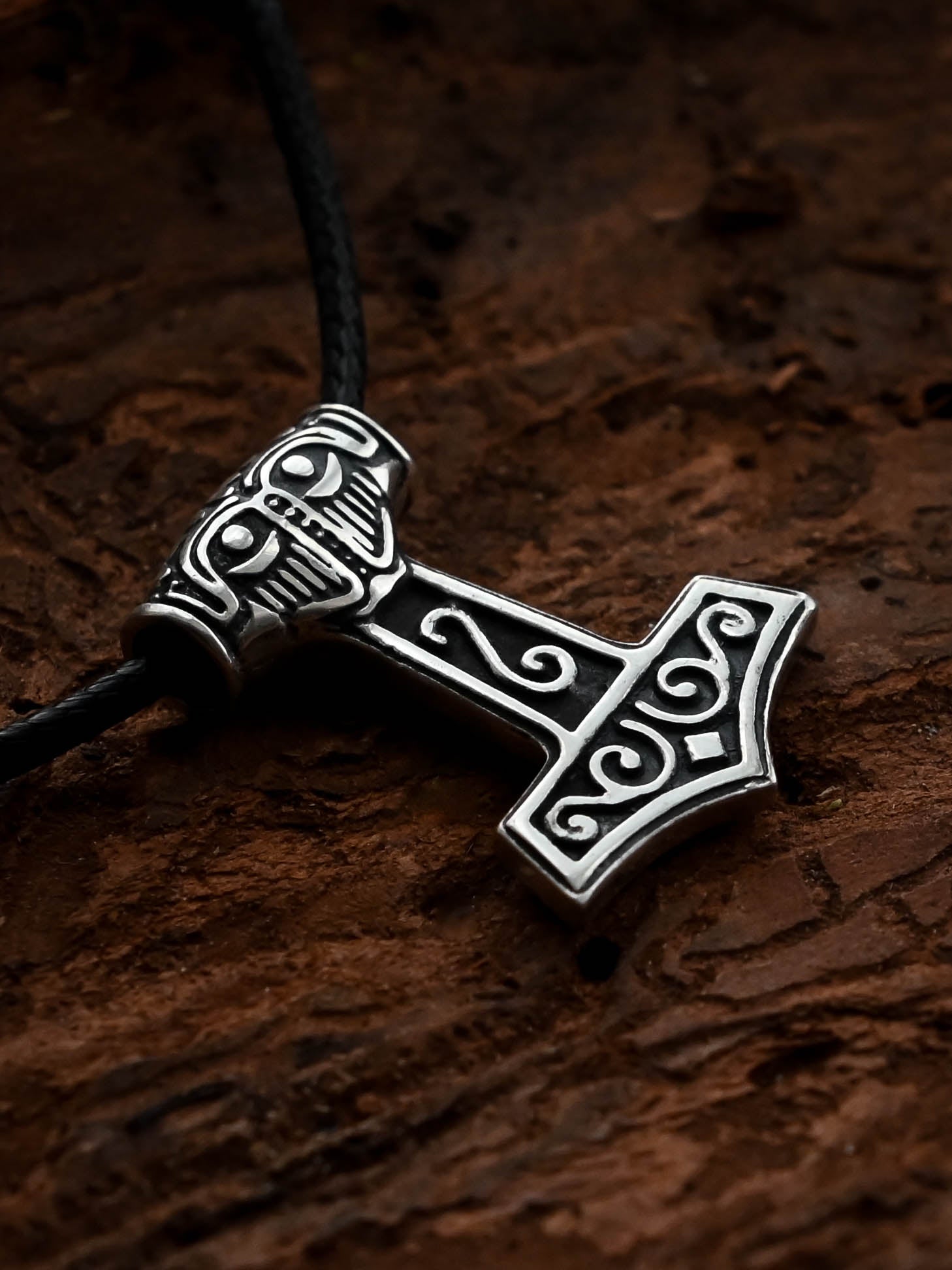 Medium Thor's Hammer (Mjolnir), Sterling Silver 925 — Viking Symbol Pendant