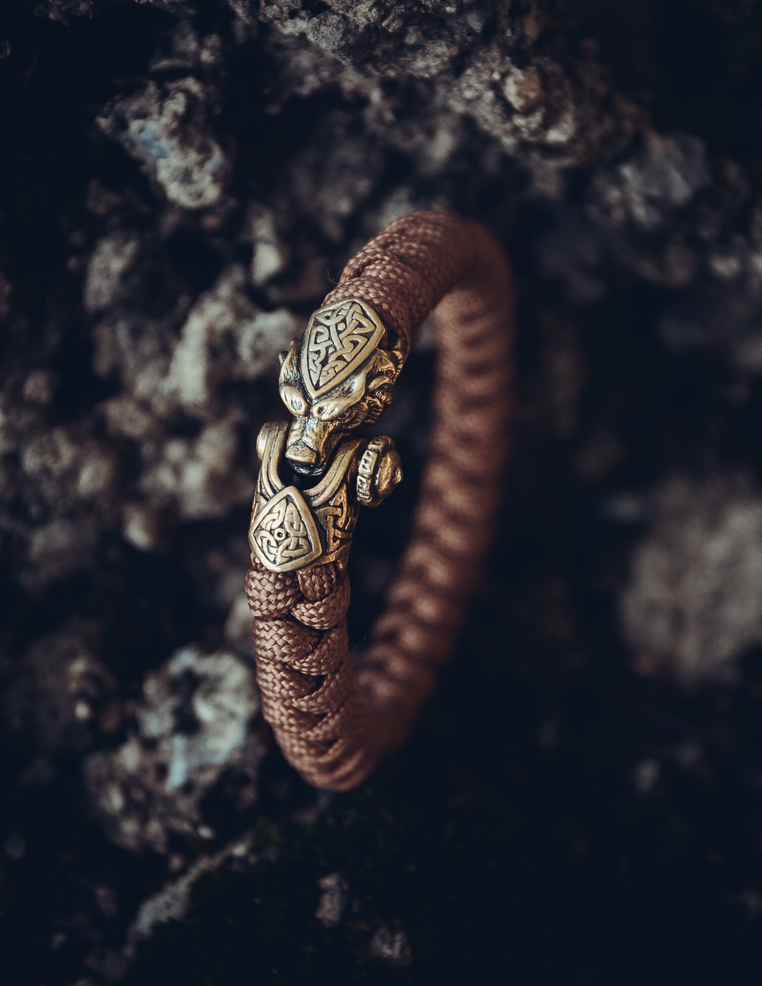 Scandinavian Bear Bracelet, Paracord and Bronze