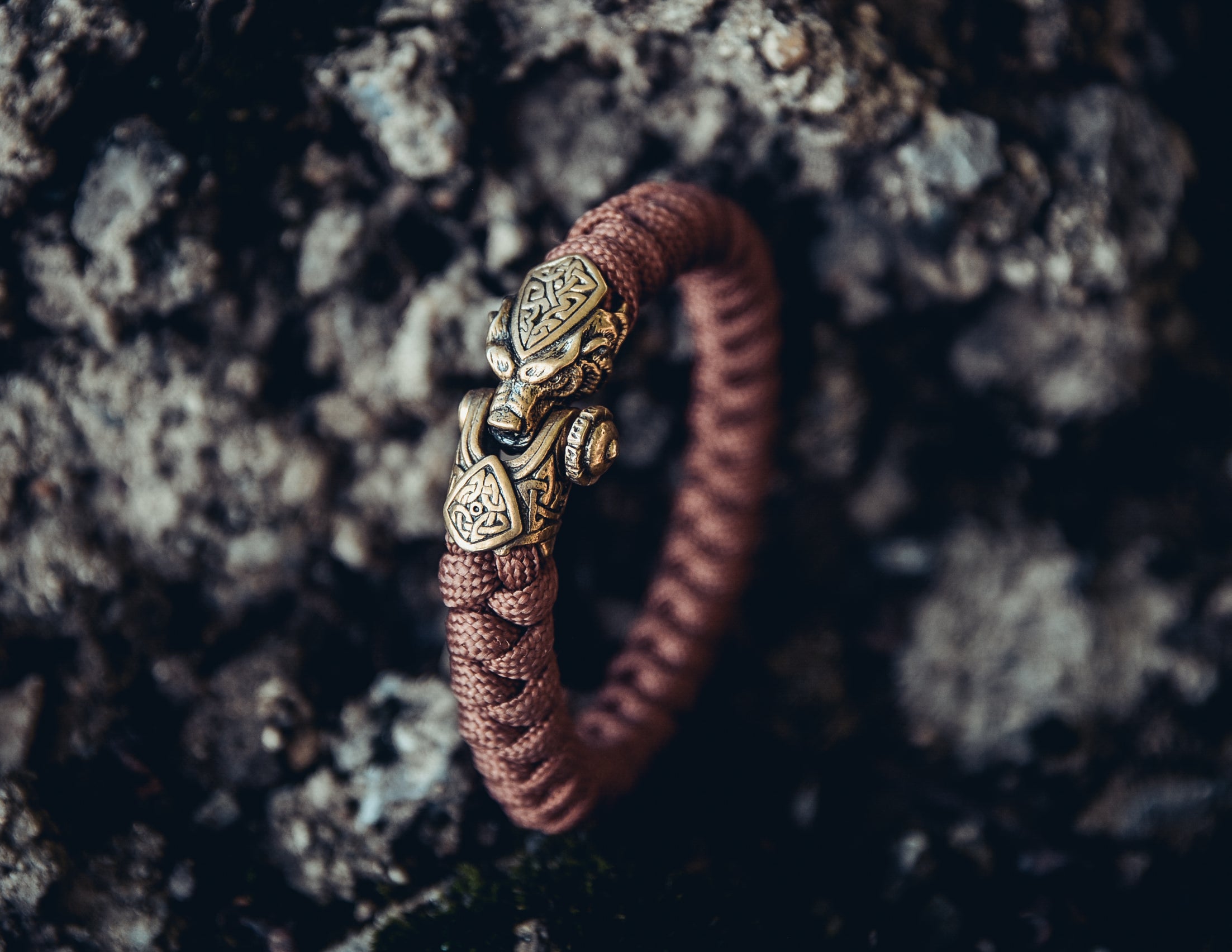 Scandinavian Bear Bracelet, Paracord and Bronze