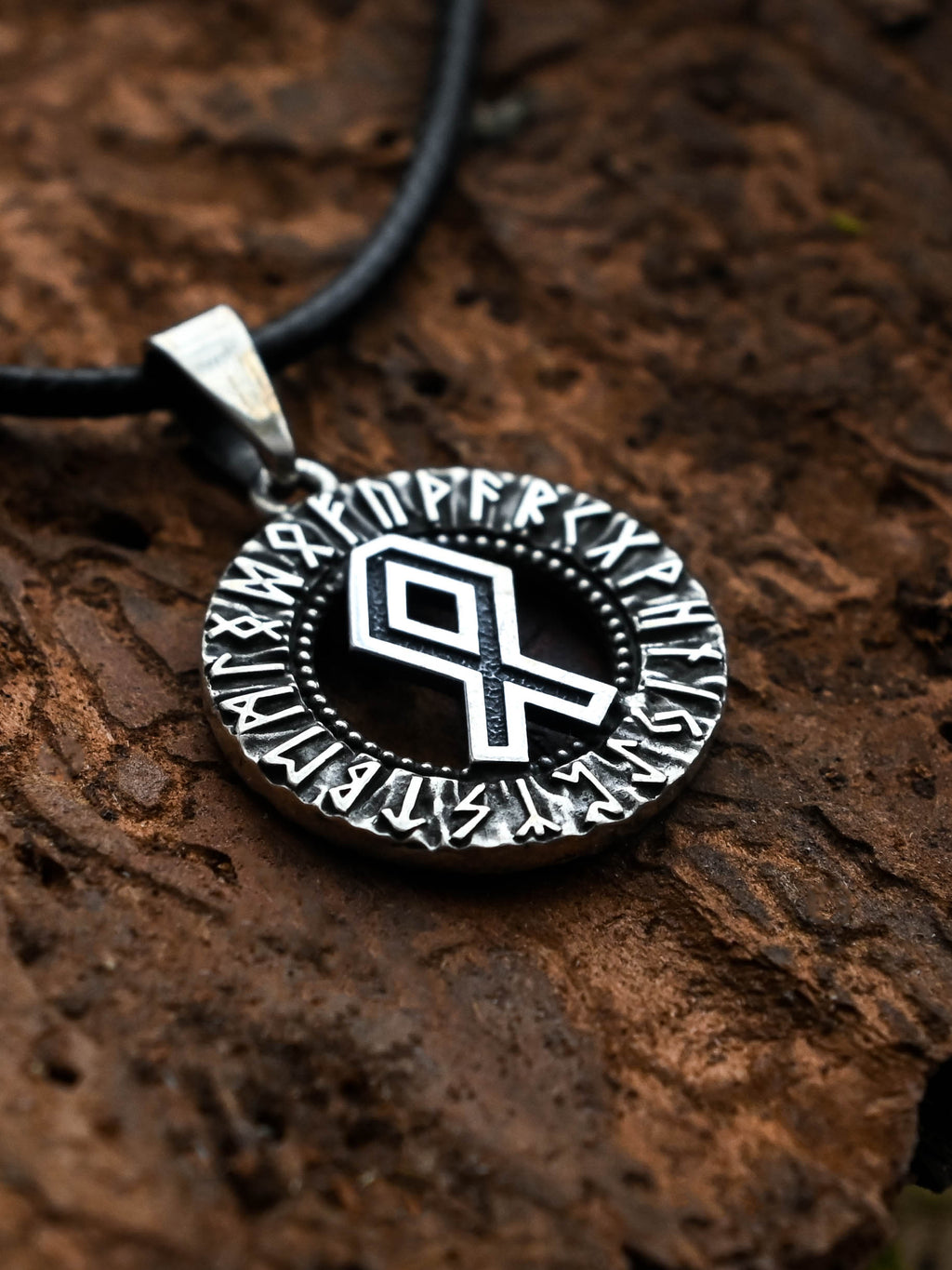 Othala Rune Amulet, Elder Futhark, Sterling Silver 925 — Viking & Norse Symbol Pendant