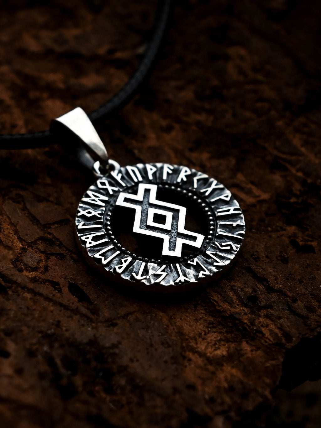 Ingwaz Rune Amulet, Elder Futhark, Sterling Silver 925 — Viking & Norse Symbol Pendant
