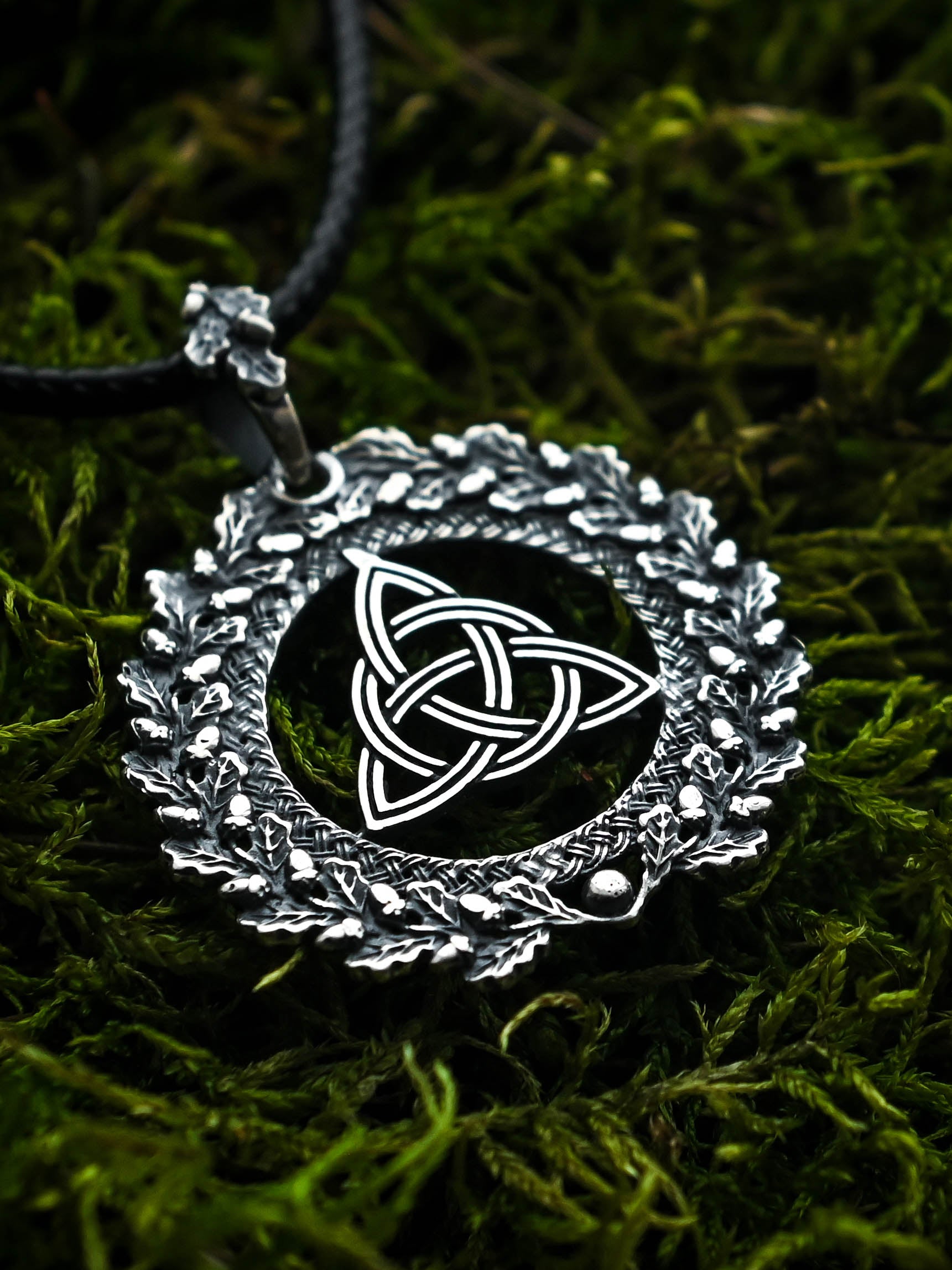 Viking Protection Knot Amulet in Oak Wreath, Sterling Silver 925 — Norse, Slavic & Viking Symbol Pendant