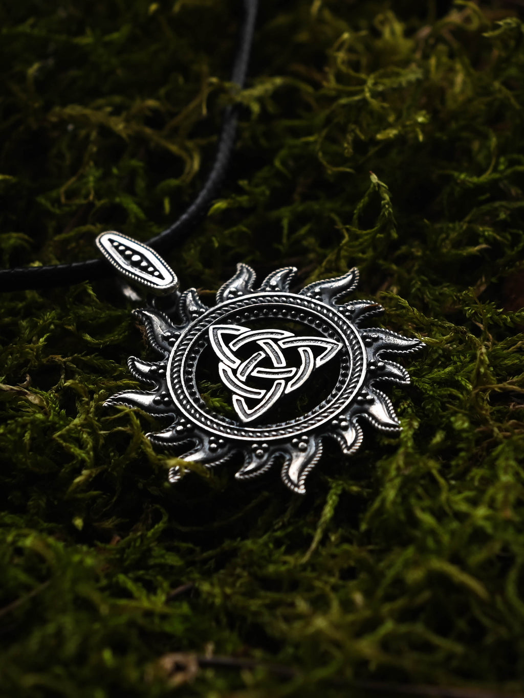 Celtic Knot in Sun Amulet, Sterling Silver 925 — Celtic, Viking & Norse Pendant