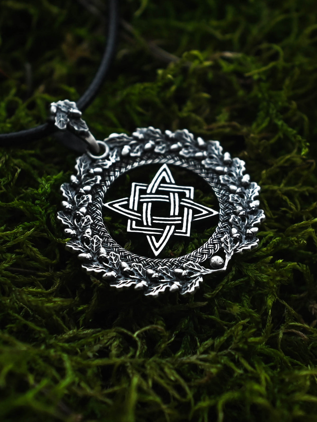Star of Rus Amulet in Oak Wreath, Sterling Silver 925 — Slavic, Viking & Norse Symbol Pendant