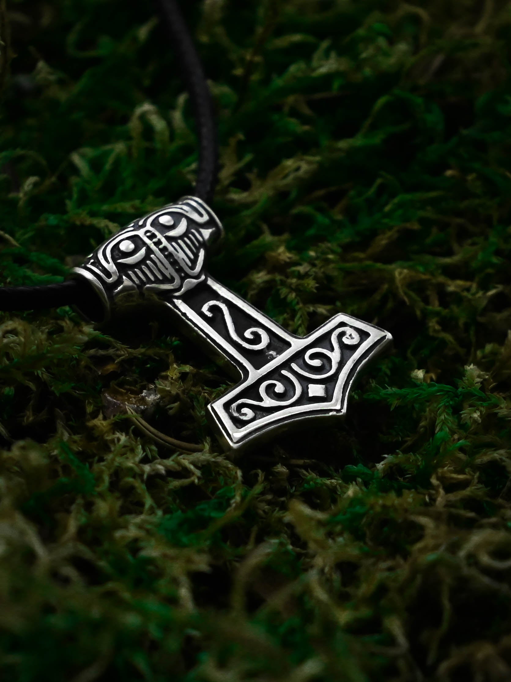 Medium Thor's Hammer (Mjolnir), Sterling Silver 925 — Viking Symbol Pendant