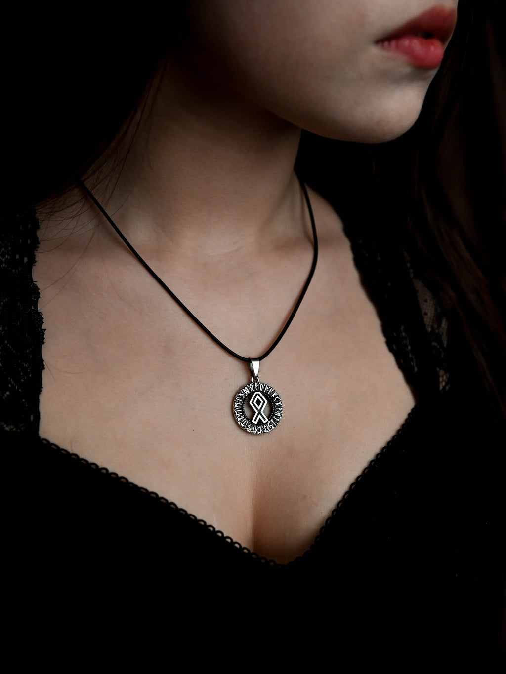 Othala Rune Amulet, Elder Futhark, Sterling Silver 925 — Viking & Norse Symbol Pendant
